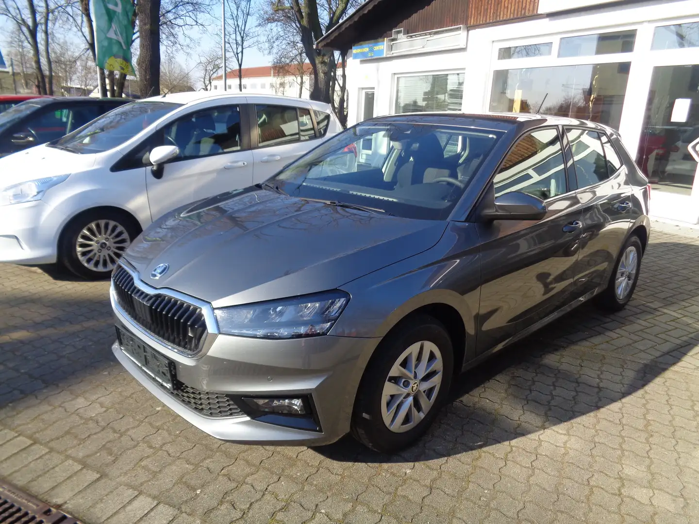 Skoda Fabia Style 1.0TSI 95PS SHZ PDC SML BT SR/WR LED TEMPOMA Grau - 2