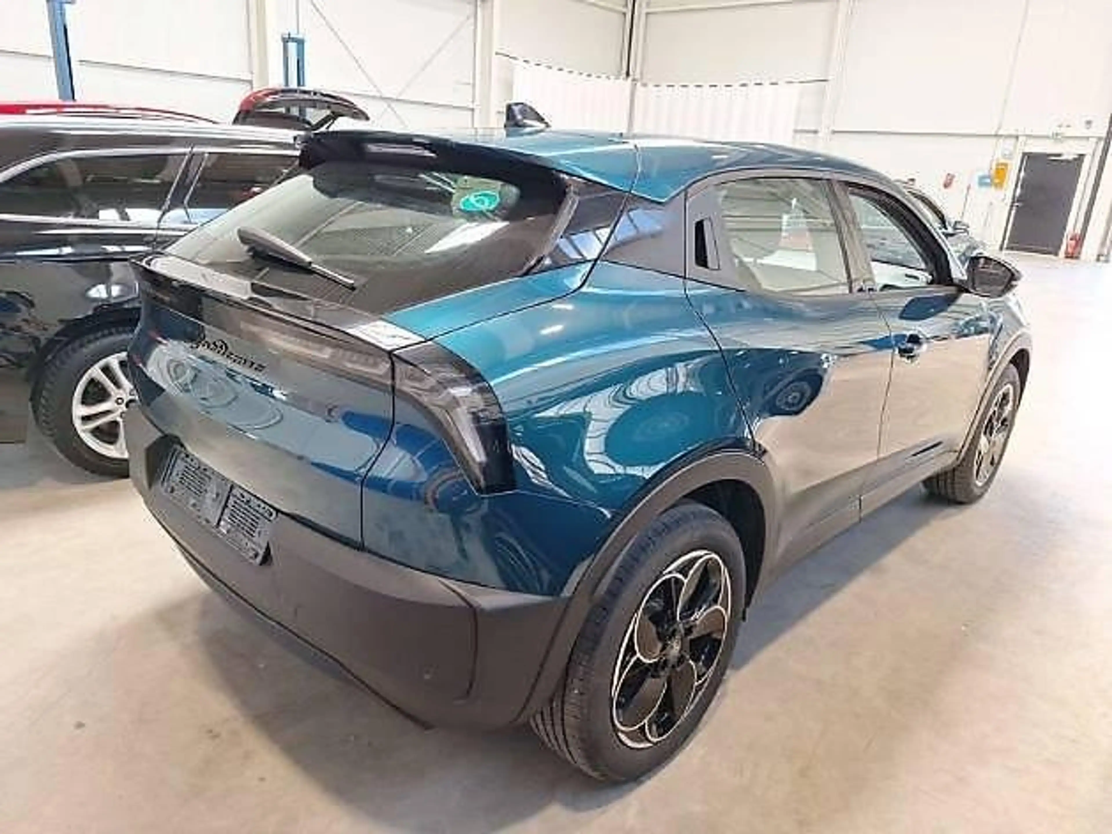 Alfa Romeo Junior Elettrica 54 kWh ACC/LED/PDC/Carplay — photo 5