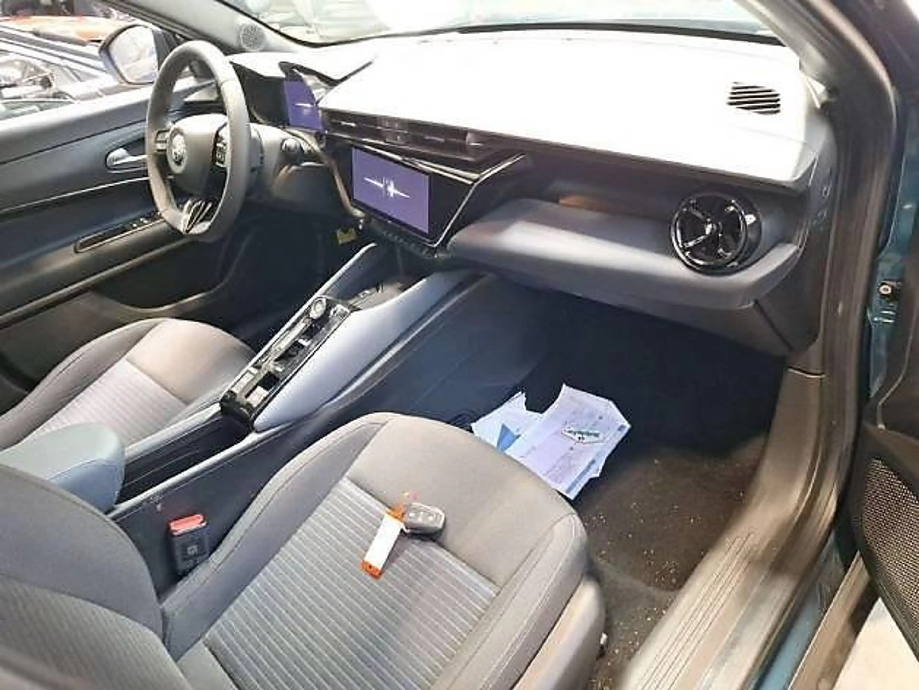 Alfa Romeo Junior Elettrica 54 kWh ACC/LED/PDC/Carplay — photo 10