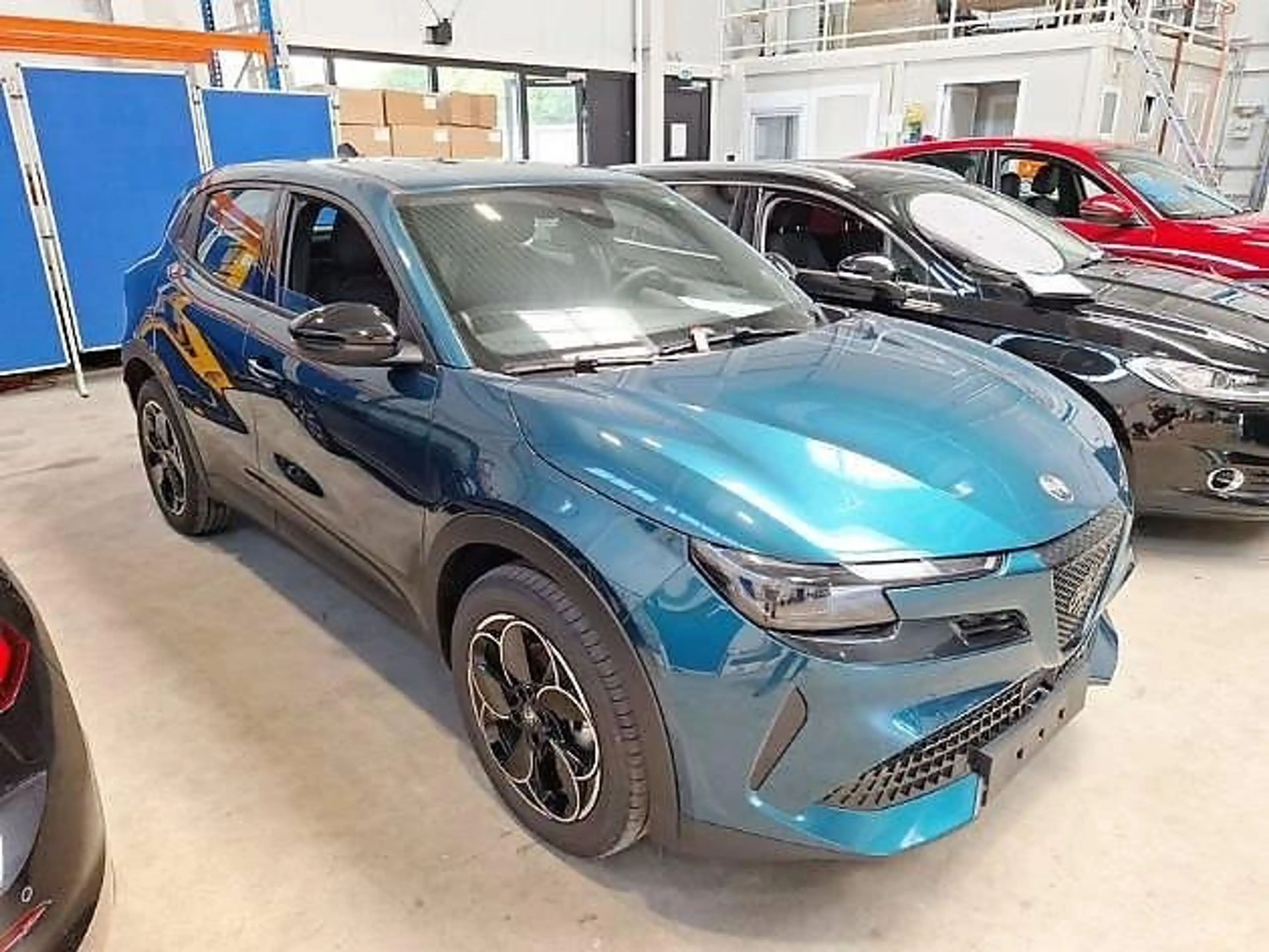 Alfa Romeo Junior Elettrica 54 kWh ACC/LED/PDC/Carplay — photo 3