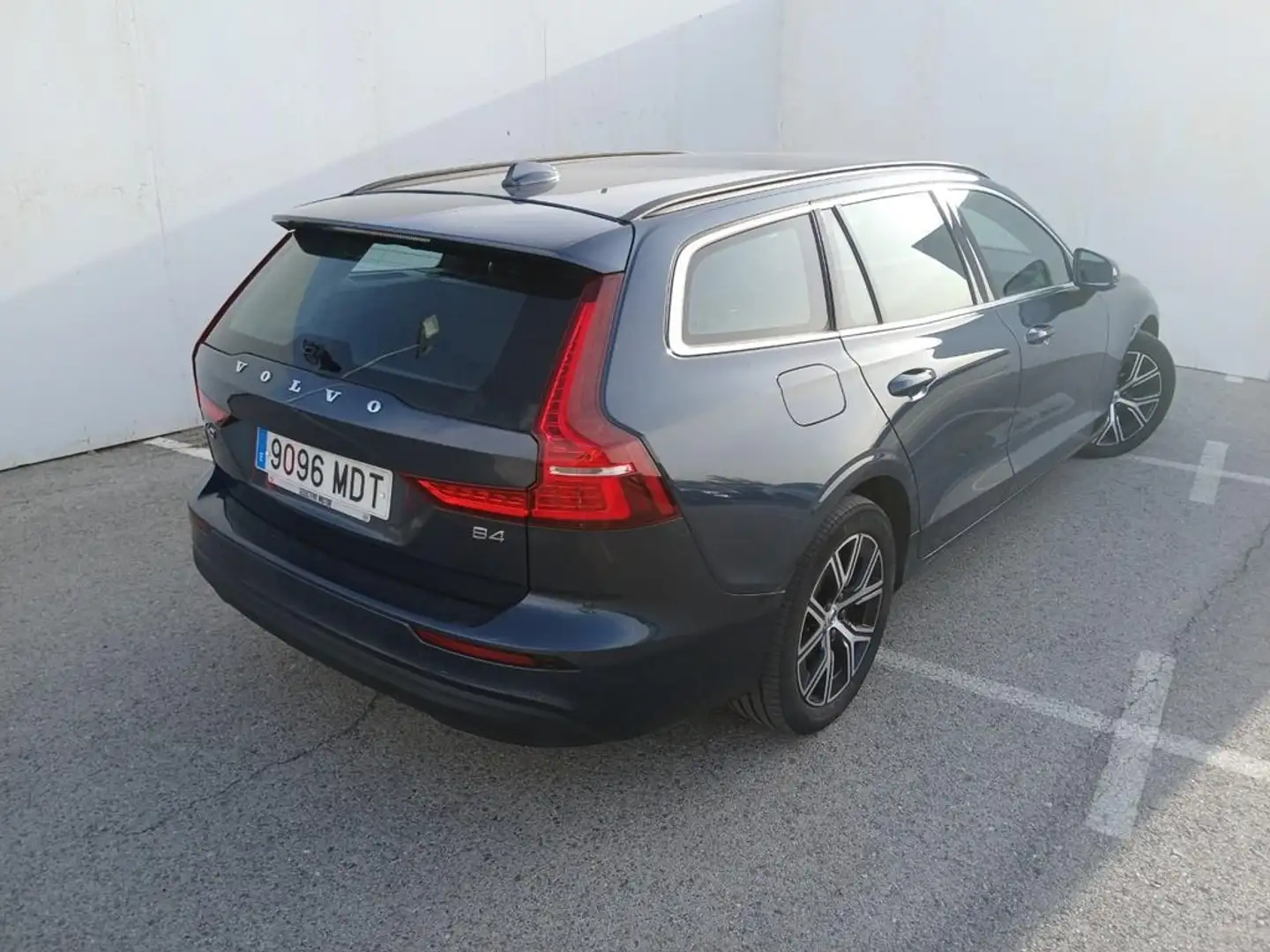 Volvo V60 2.0 B4 (D) Core Auto Azul - 2