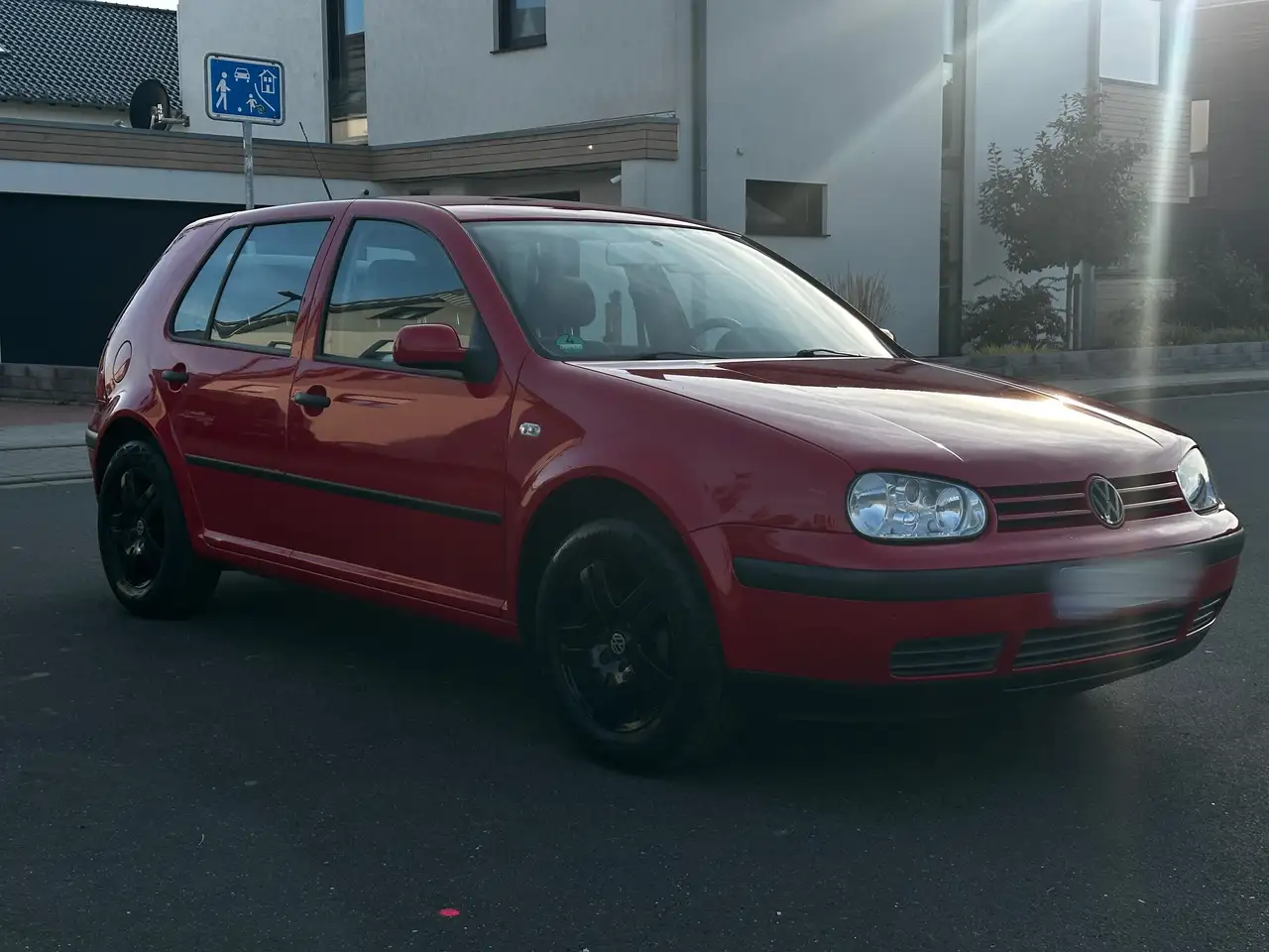 Volkswagen Golf 1.6 Automatik Special Edition • Zahnr. NEU • Klima, foto 3