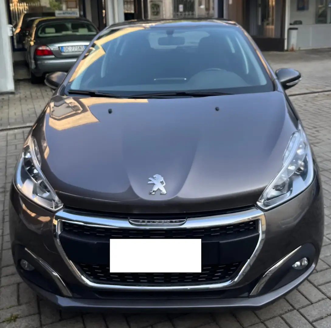 Peugeot 208 PureTech 82 Stop&Start 5 porte Allure Gris - 2