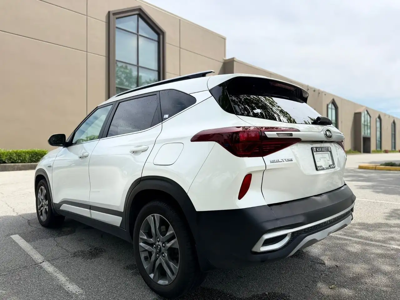 Kia Seltos снимка Kia Seltos