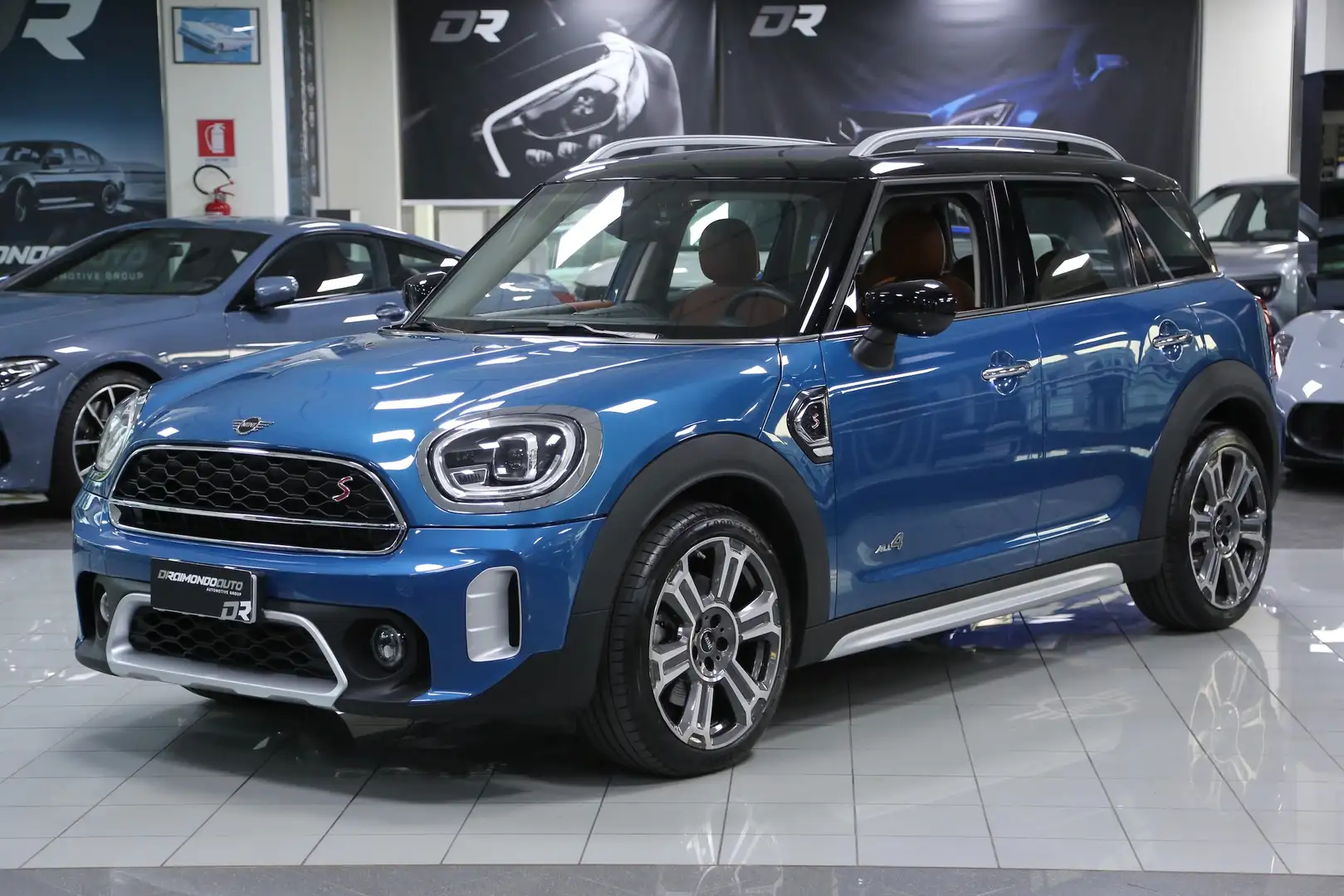 MINI Cooper SD Countryman ALL4 Yours auto Azul - 1