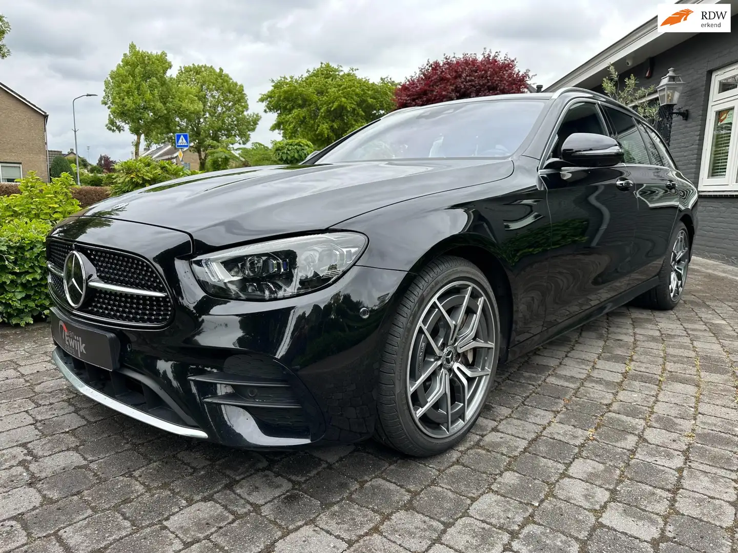 Mercedes-Benz E 400 d 4MATIC AMG Line, BTW, VOL! Negro - 1