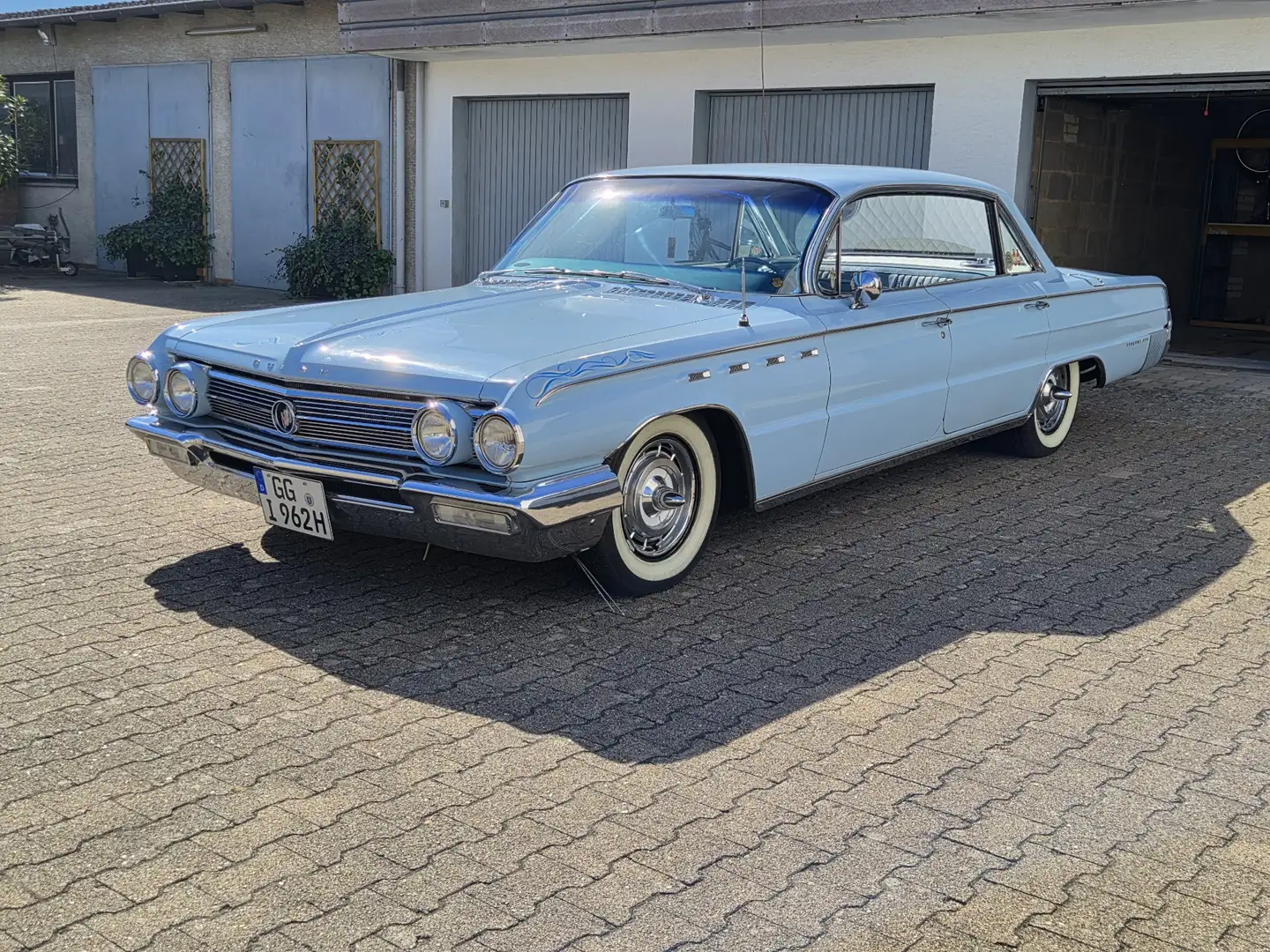 Buick Electra 225 Blau - 1