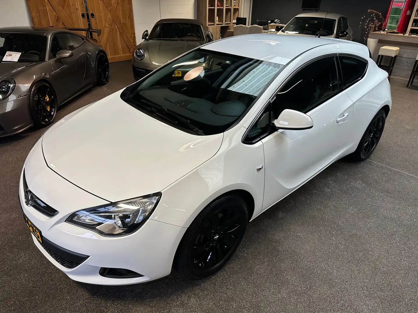 Opel Astra GTC 1.4 Turbo Sport 1ste eign*AIRCO*CRUISE-CONTROL Wit - 1