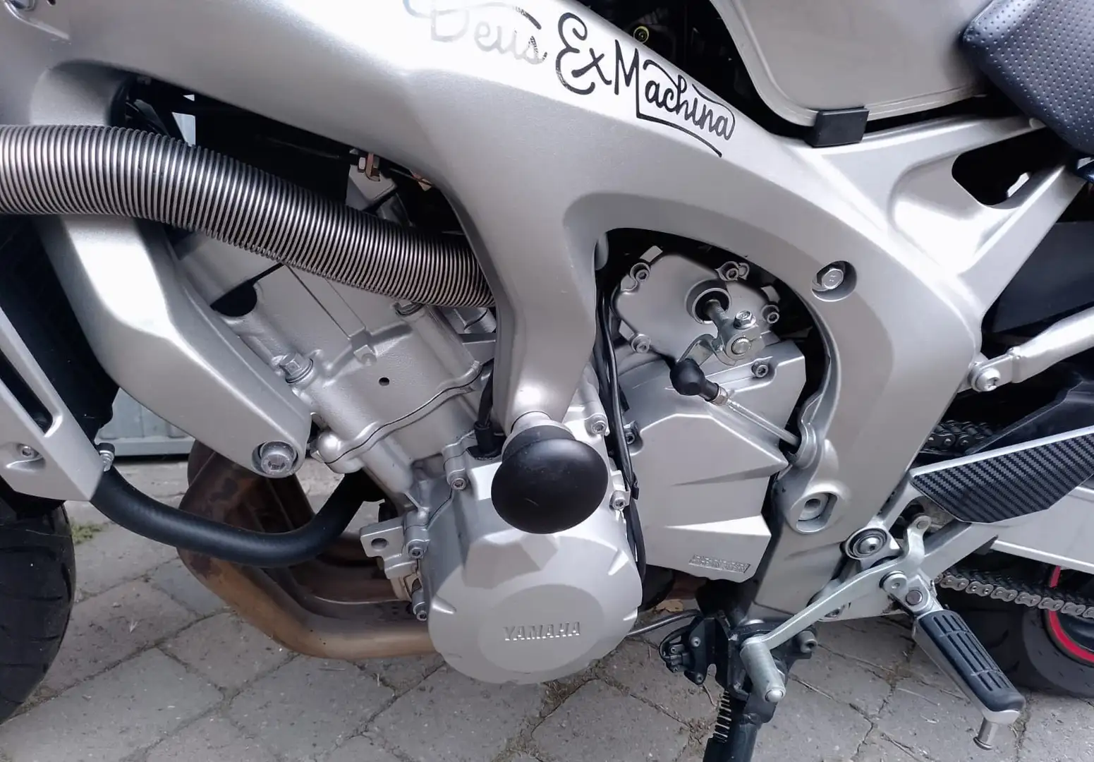 Yamaha FZ 6 S1 Srebrny - 2