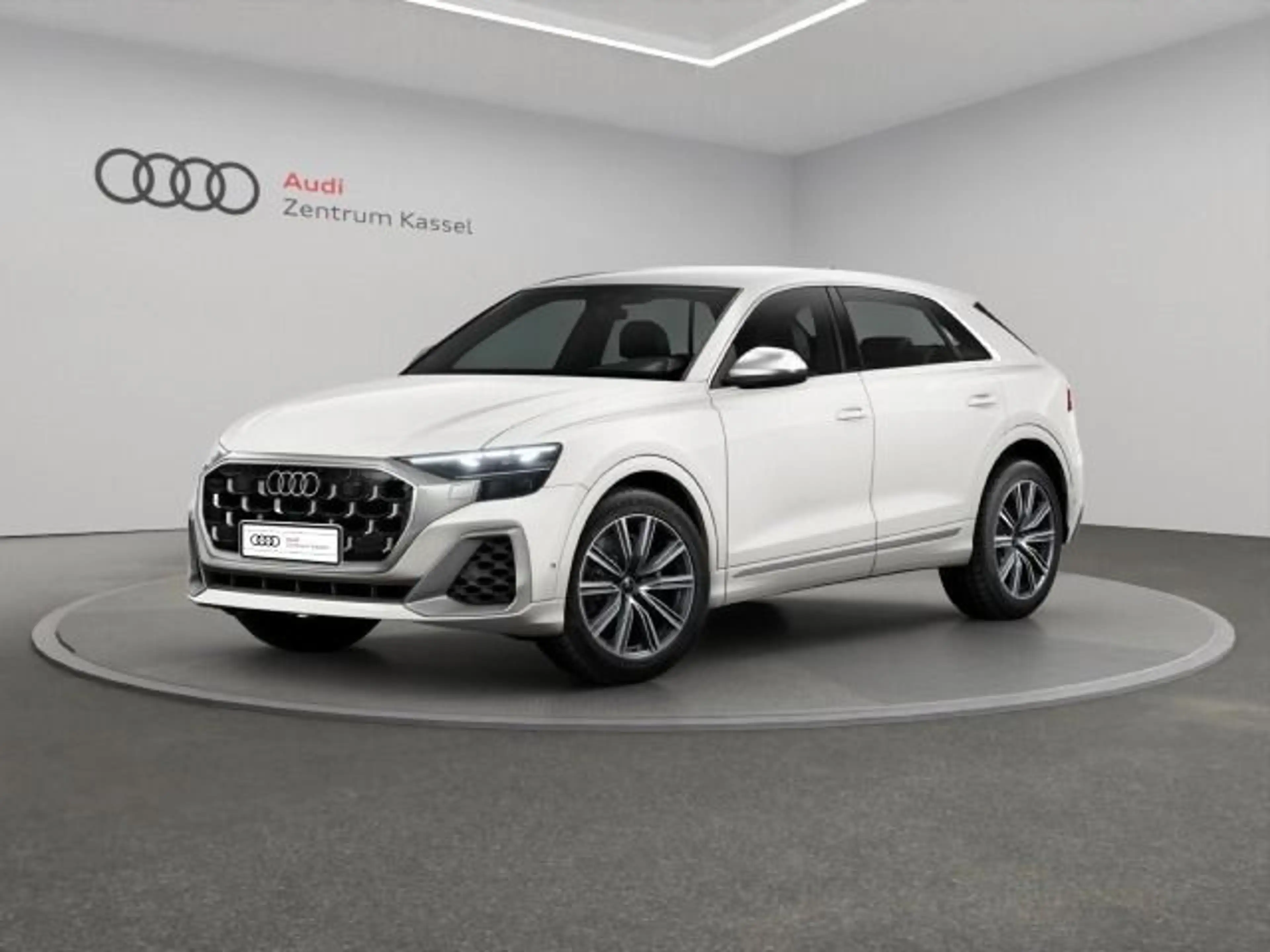 Audi SQ8 SUV TFSI NEUBESTELLUNG — photo 2