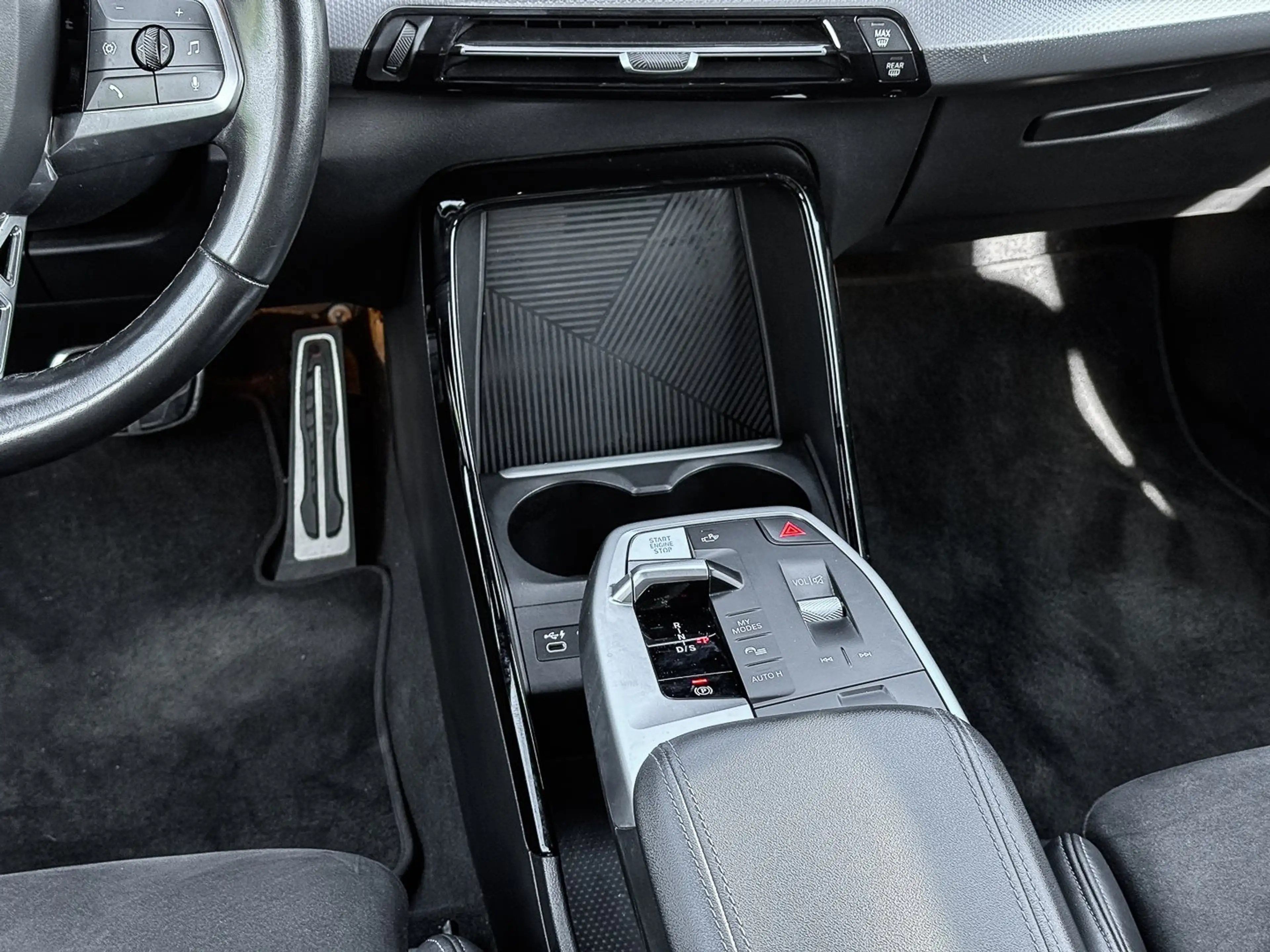 BMW 216 i M Sport+PANO+RFK+LED+PDC+V+H — photo 12