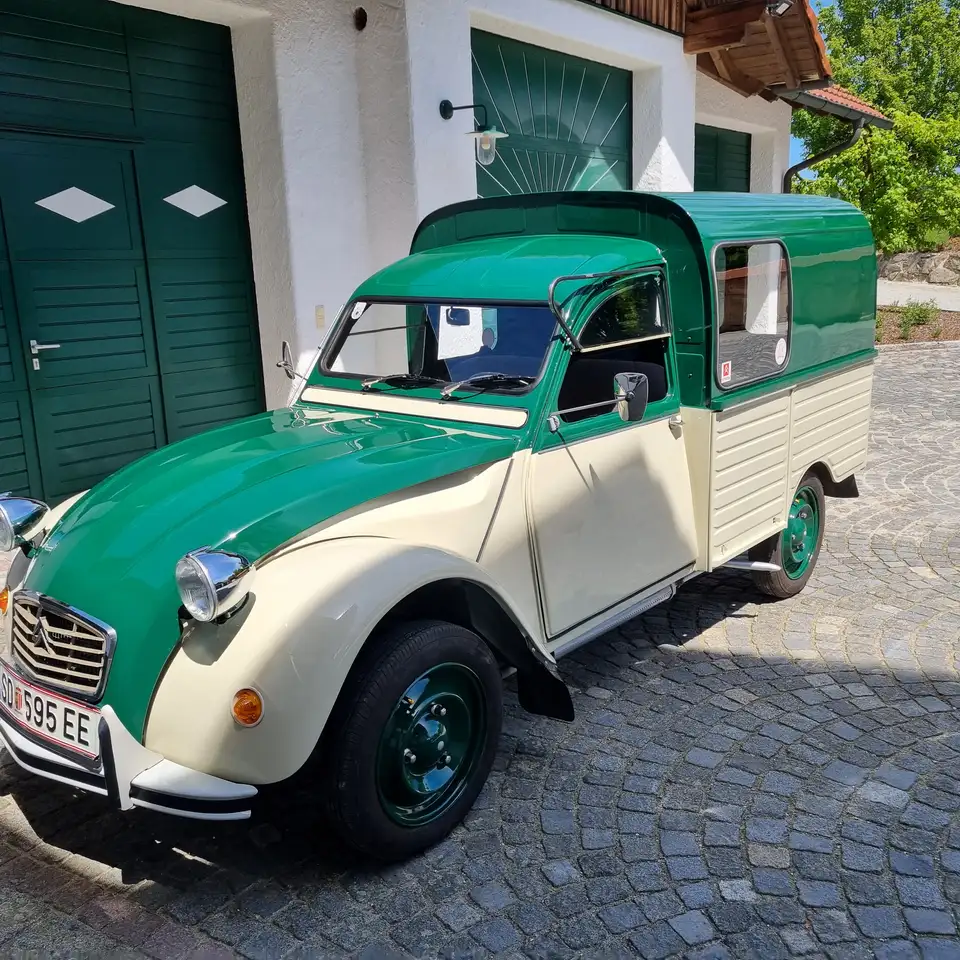 Citroen 2CV AK400, foto 3