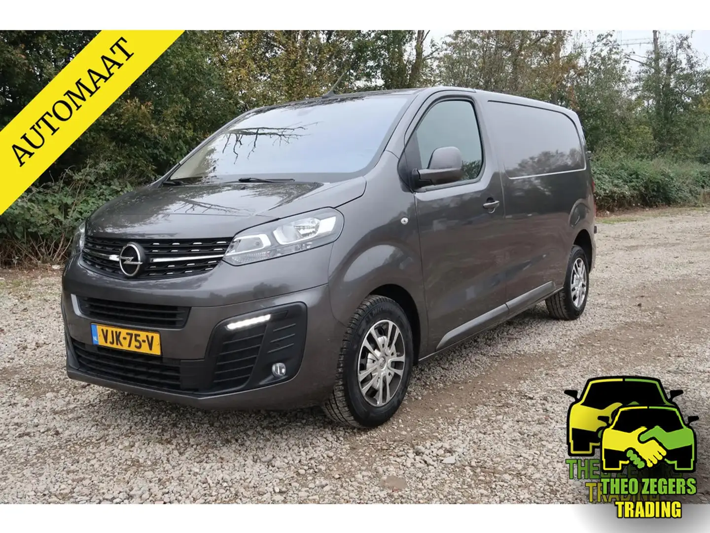 Opel Vivaro 2.0 CDTI L2H1 Innovation AUTOMAAT Grijs - 1