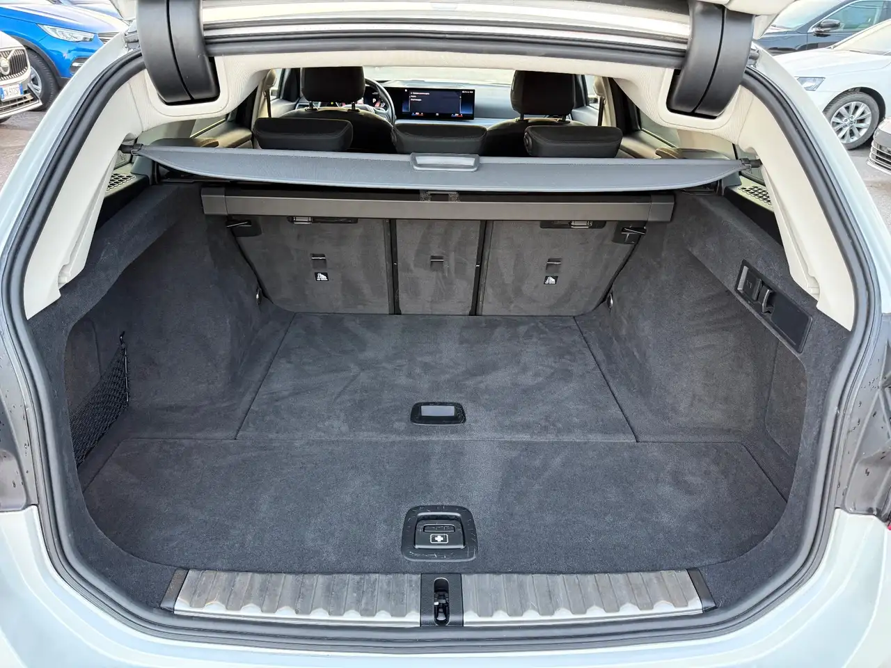 BMW 318 318d 48V Touring Business Advantage, миниатюра 11