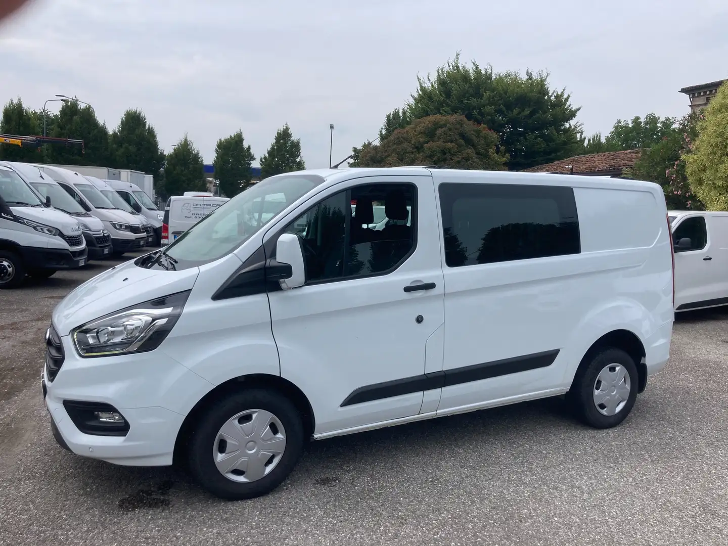 Ford Transit Custom L1H1 TREND 2.0 TDCI - 6 POSTI Blanc - 2