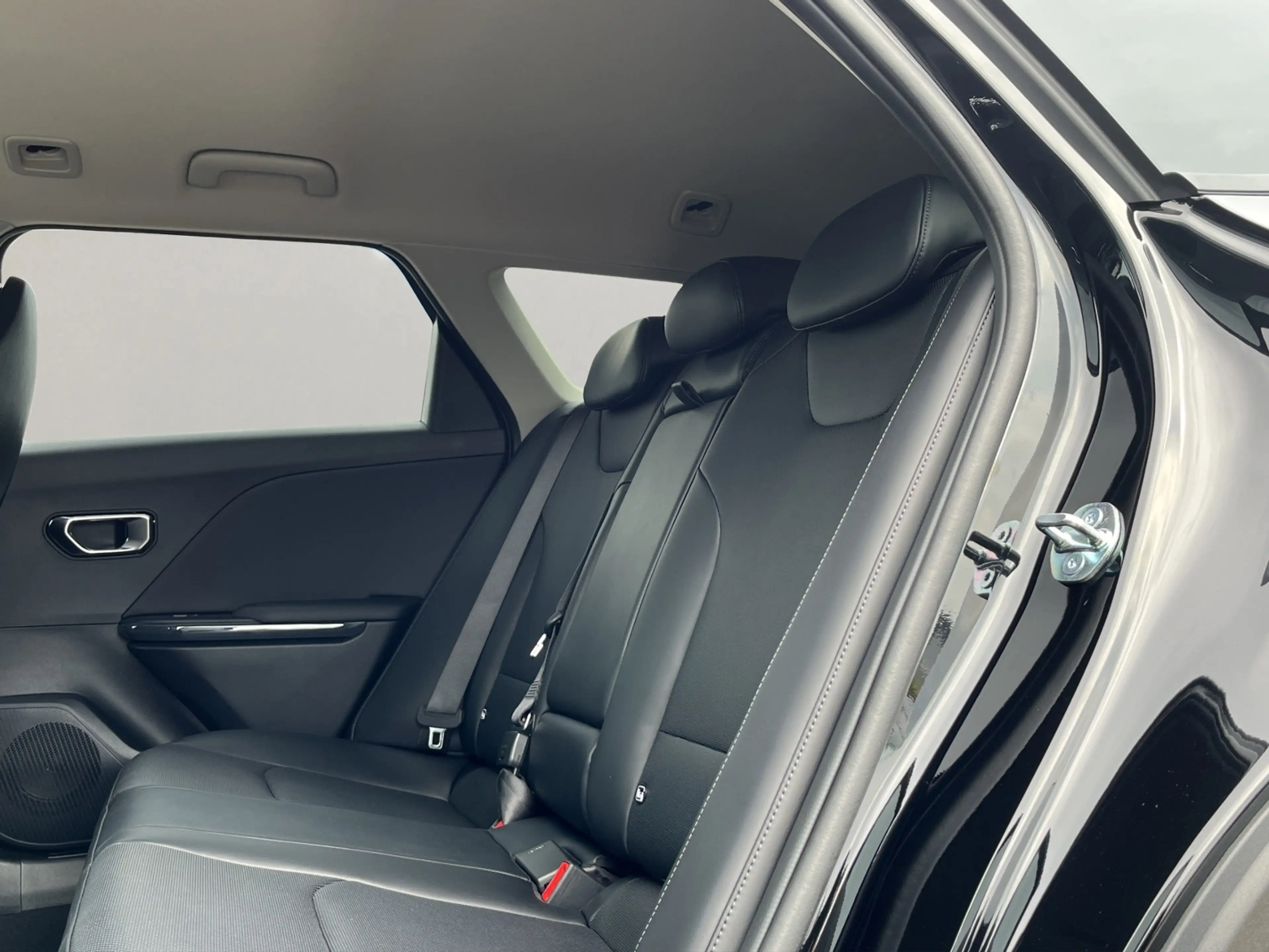 Kia K4 1.0 T-GDI 85 kW Core — photo 12