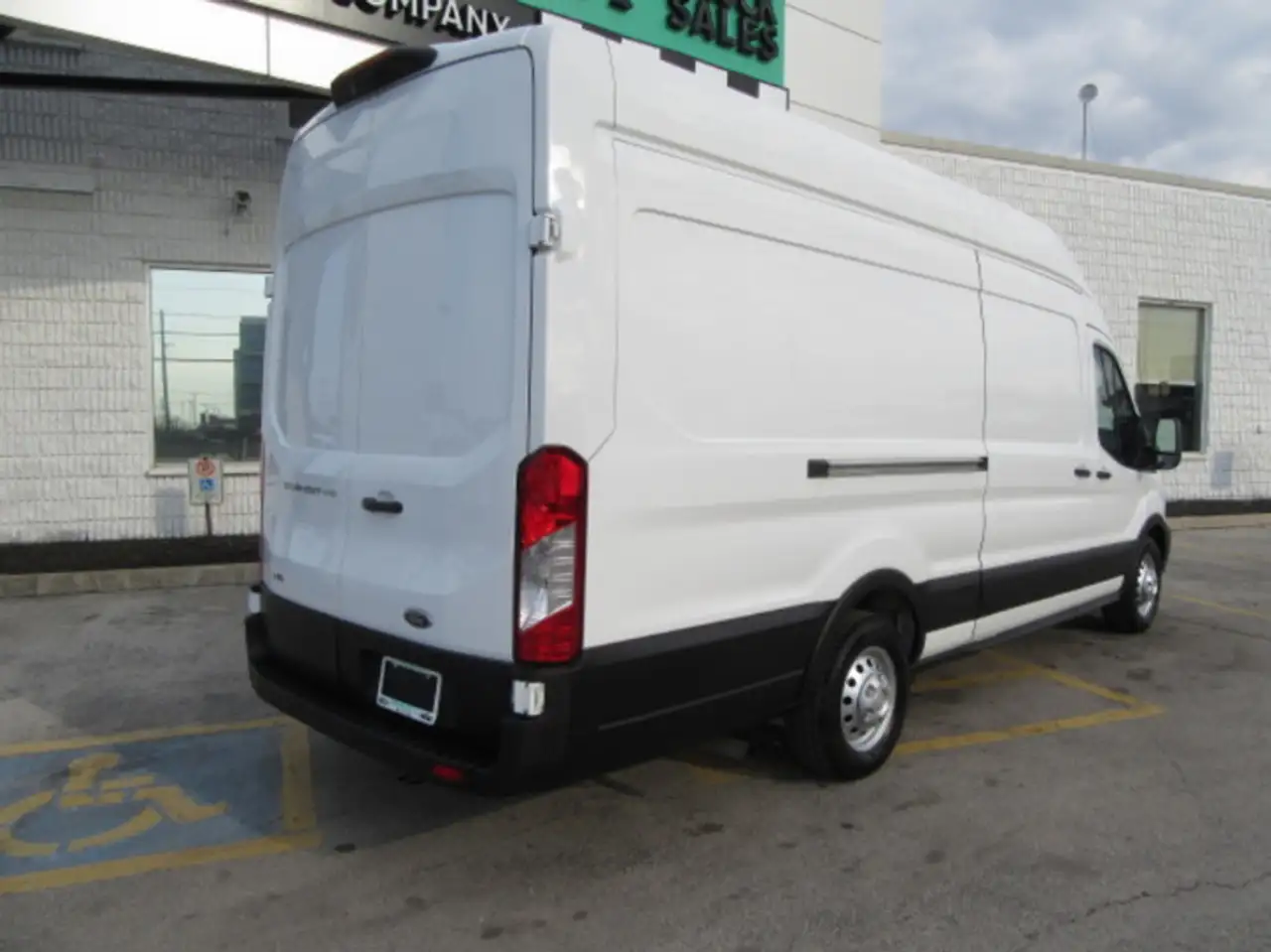 Ford Transit снимка Ford Transit