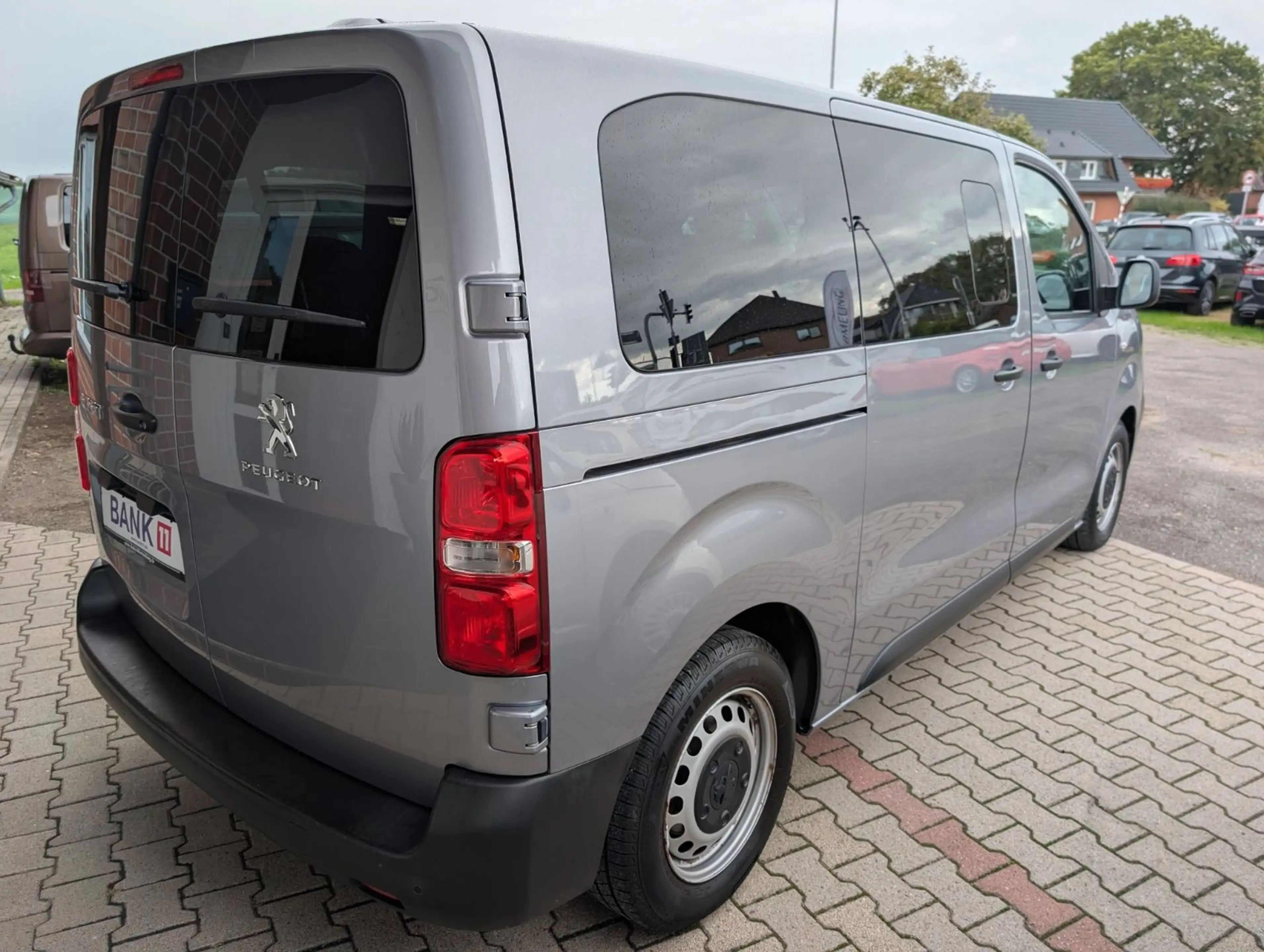 Peugeot Expert Kombi L2 Allwetter|PDC|1.Hd.|WenigKM! — photo 7