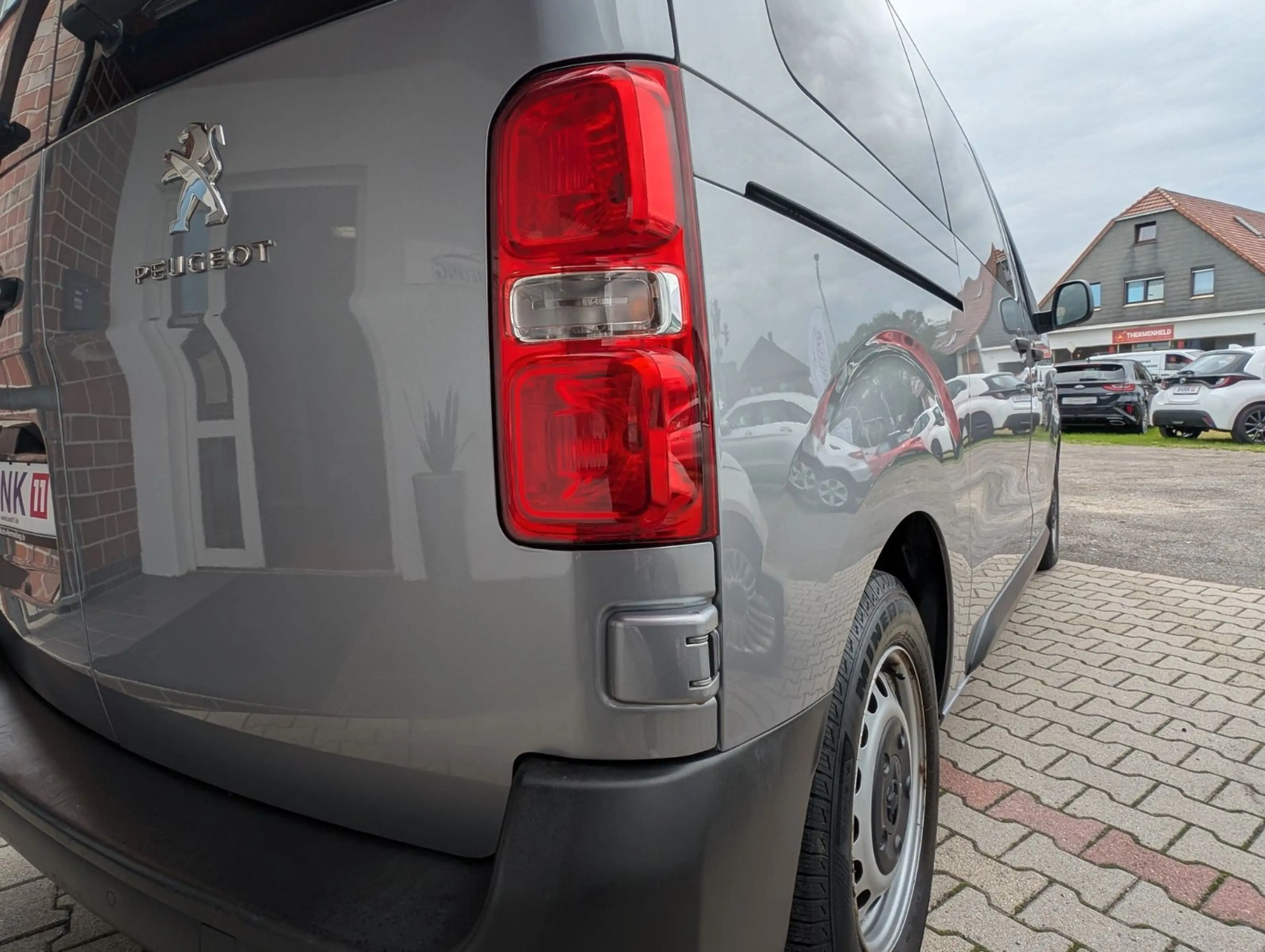 Peugeot Expert Kombi L2 Allwetter|PDC|1.Hd.|WenigKM! — photo 14
