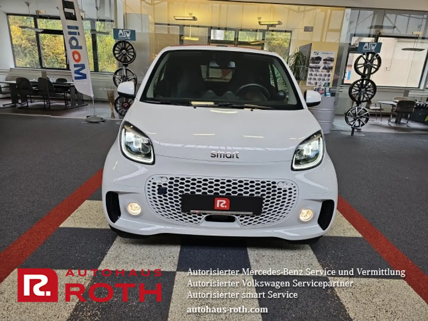 smart forTwo EQ passion Navi/Klima/LED/Sitzhzg./BC/Tempomat NSW Blanc - 2