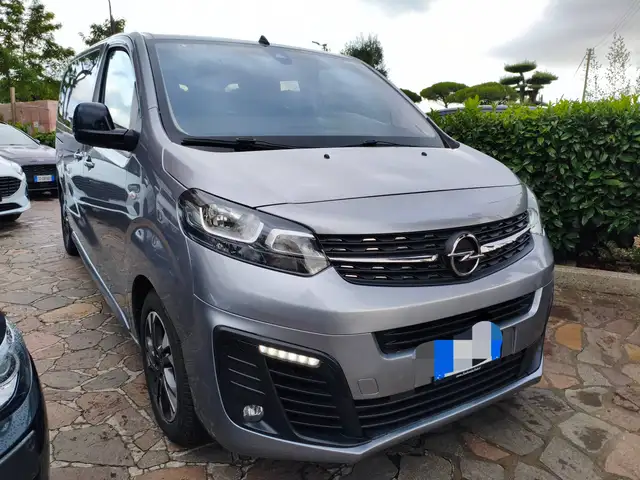 Opel Zafira Life 2.0 tdi business edition (DOPPIE PORTE LATERALI)