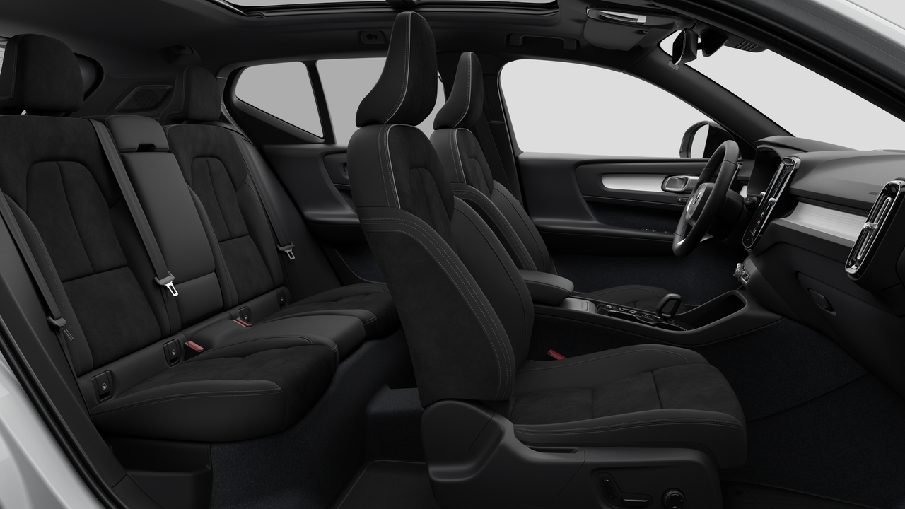 2026 Volvo XC40 Ultra Black Edition thumb 13