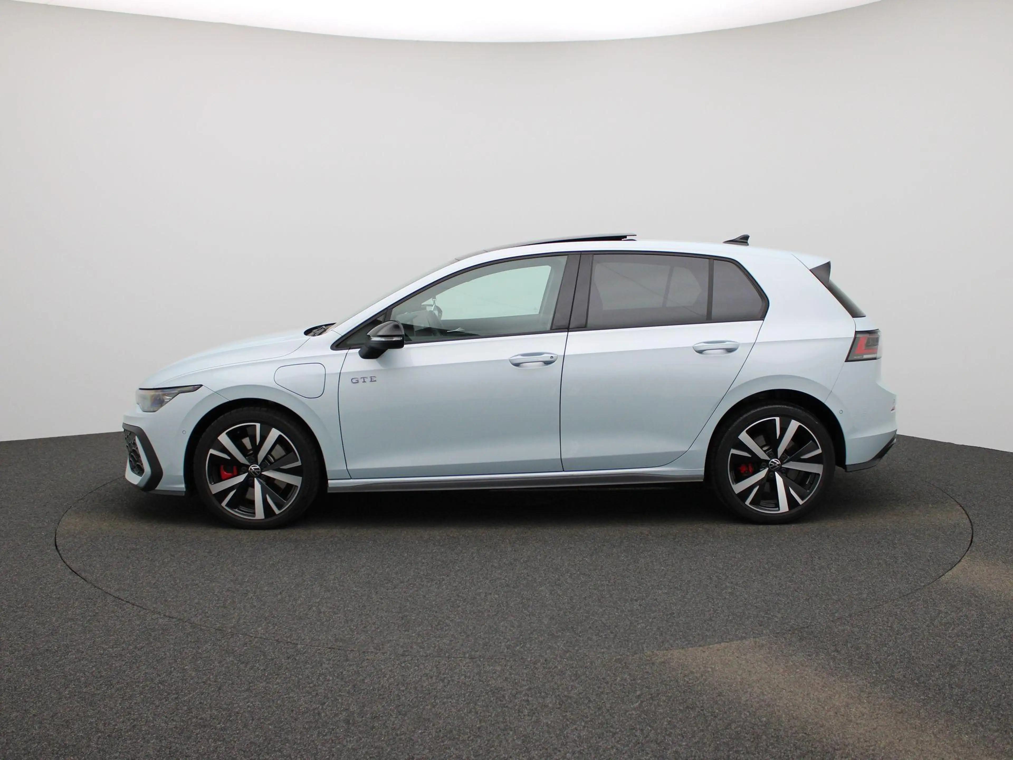 Volkswagen Golf GTE 1.5 eHybrid 272 PK | Panoramadak | Trekhaak | 18 I — photo 4