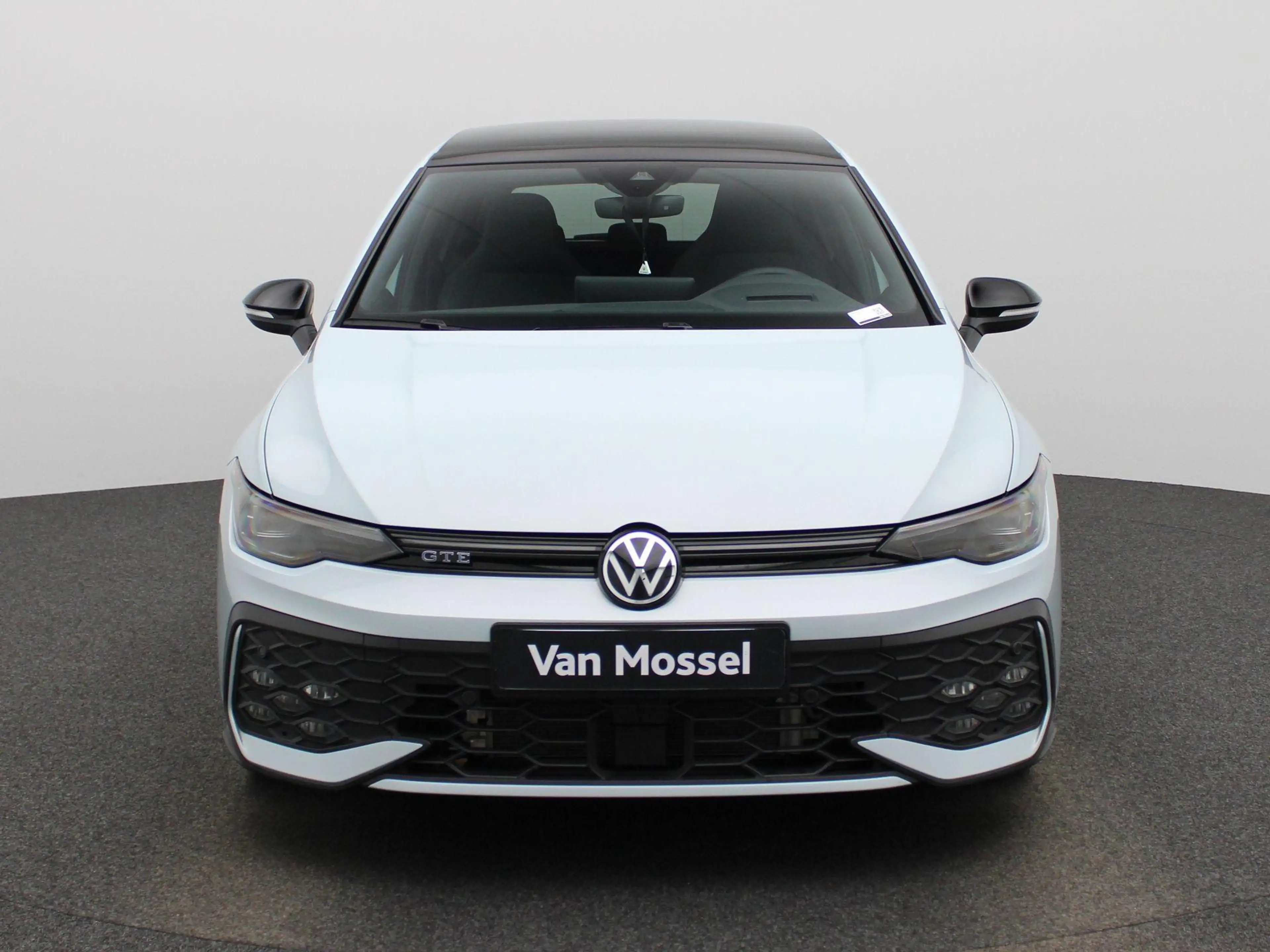 Volkswagen Golf GTE 1.5 eHybrid 272 PK | Panoramadak | Trekhaak | 18 I — photo 3