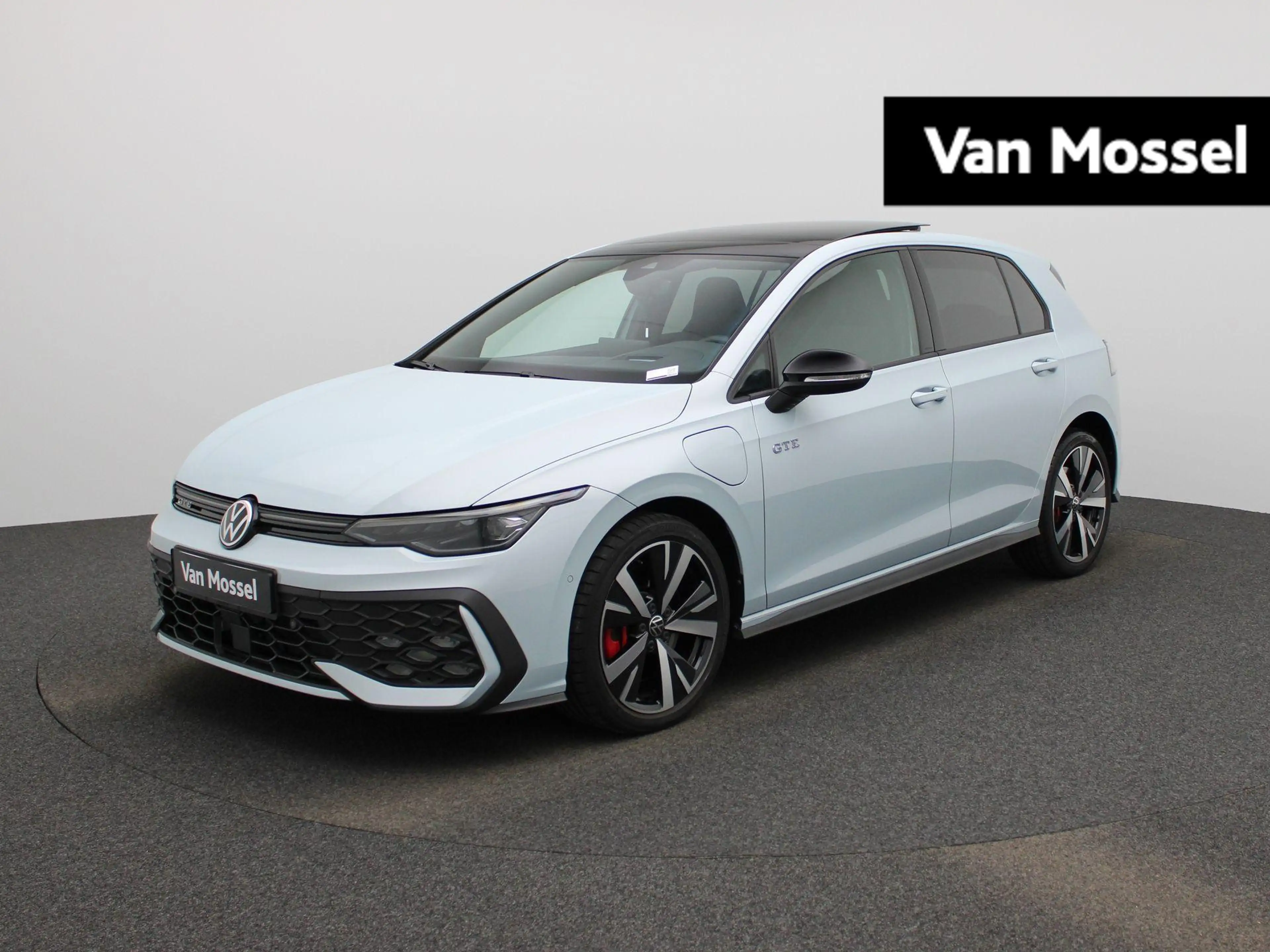 Volkswagen Golf GTE 1.5 eHybrid 272 PK | Panoramadak | Trekhaak | 18 I