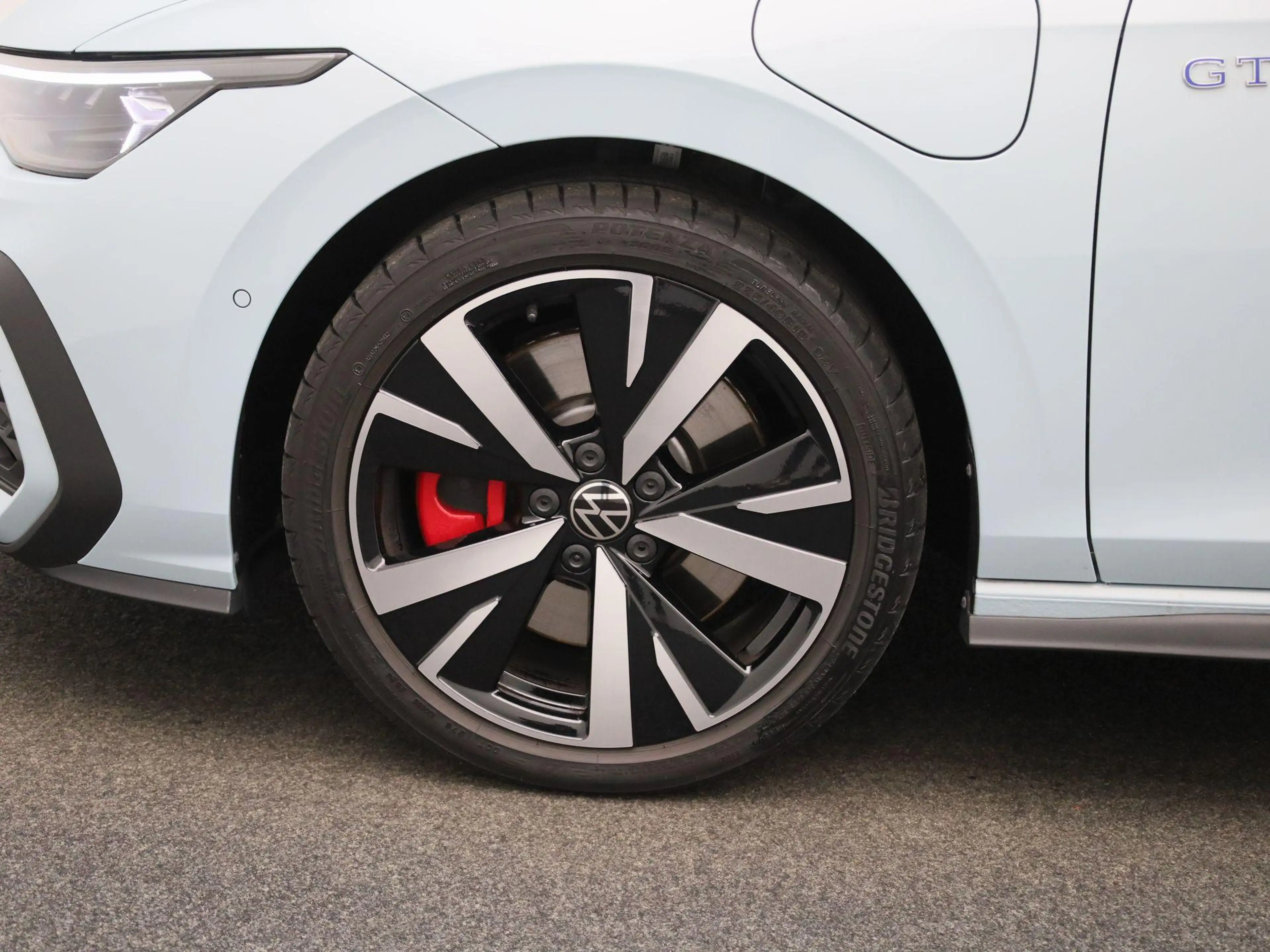 Volkswagen Golf GTE 1.5 eHybrid 272 PK | Panoramadak | Trekhaak | 18 I — photo 12