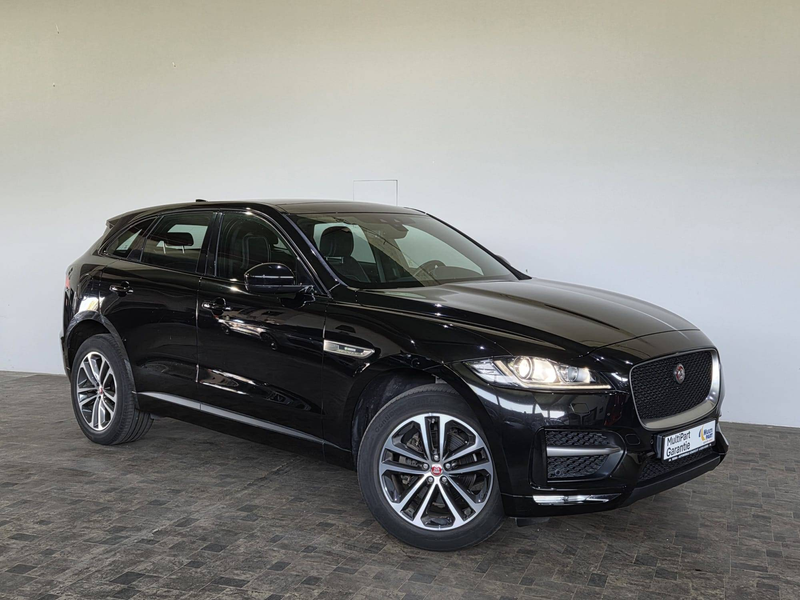 Jaguar F-Pace 2,0 T AWD, Pano, Meridian, Leder — photo 8