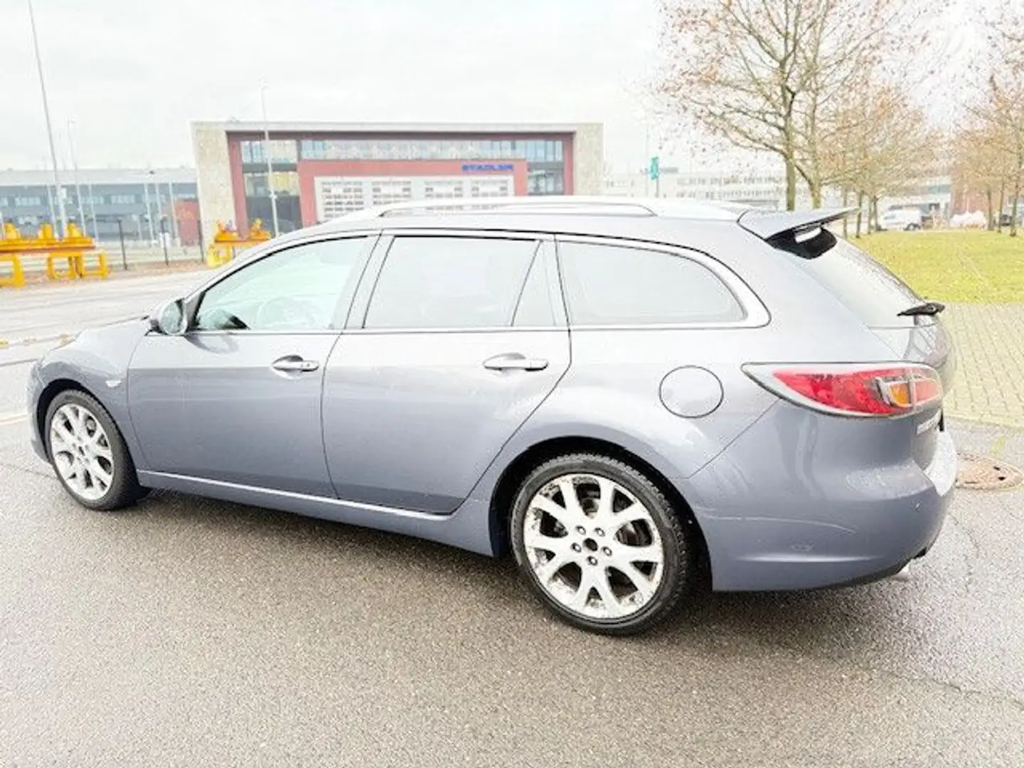Mazda 6 2.5 Top Grau - 2