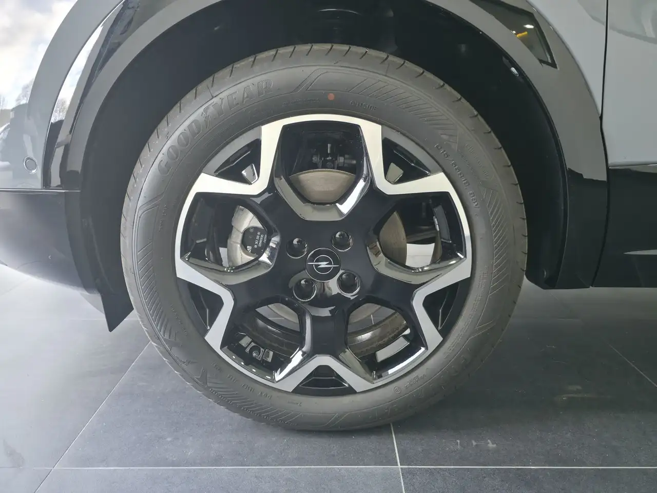 Opel Mokka GS Tech-Paket Massage|180°|18"|Navi|Matrix 30