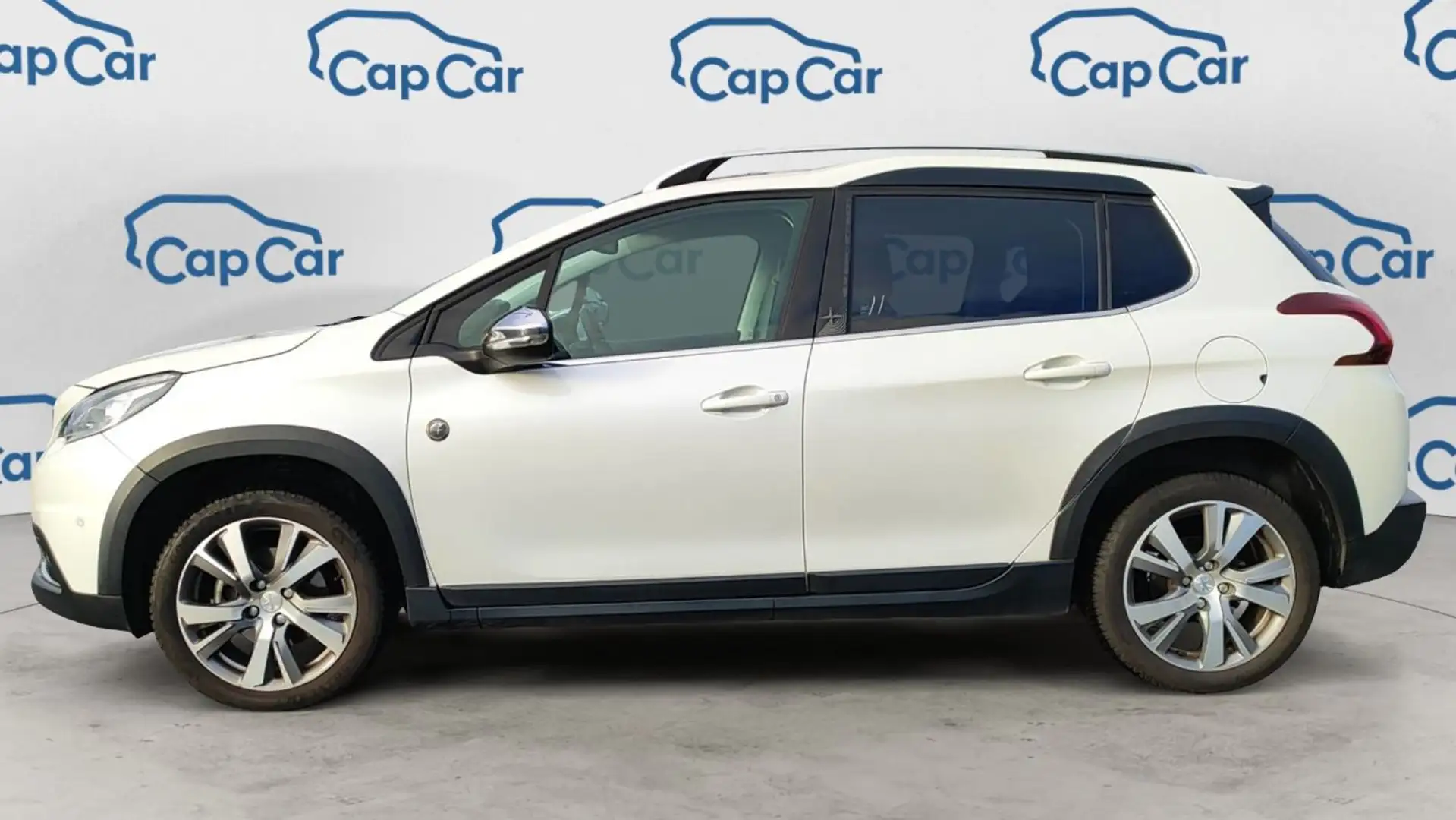Peugeot 2008 1.2 PureTech 110 Crossway Blanc - 2