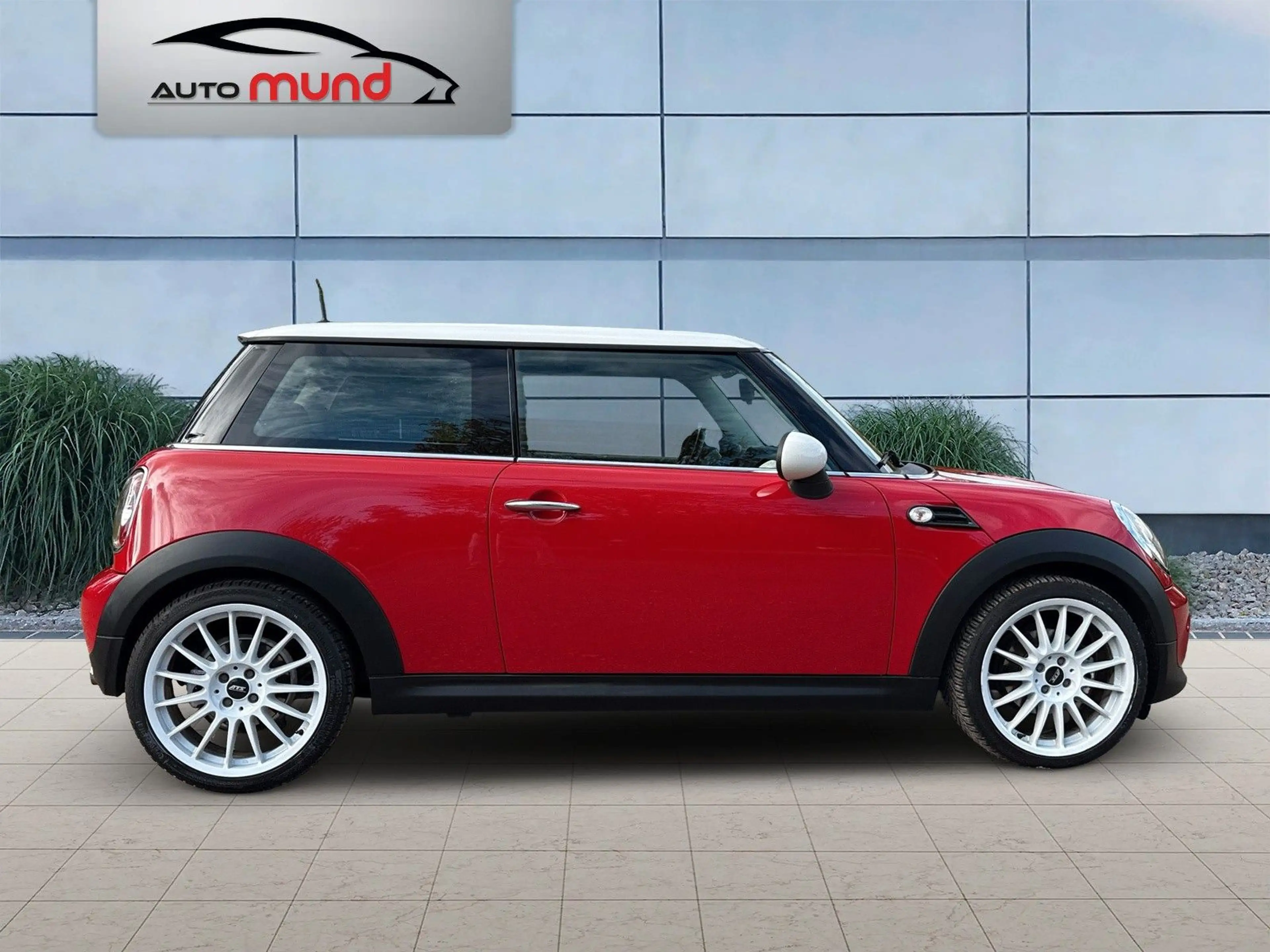 MINI Cooper 1.6*PDC*Sitzheizung*Allwetter*Garantie*USB* — photo 3