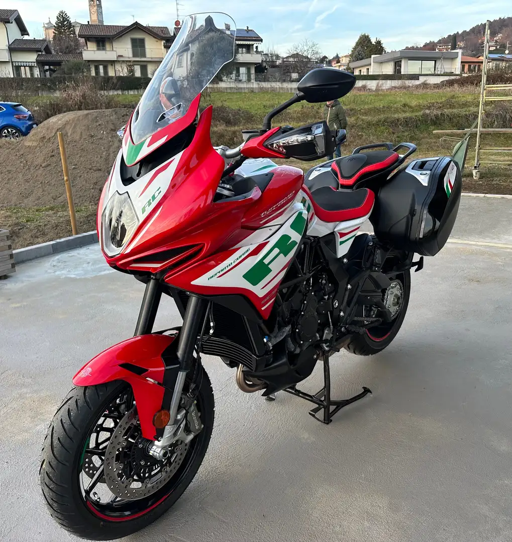 MV Agusta Turismo Veloce RC Rot - 1