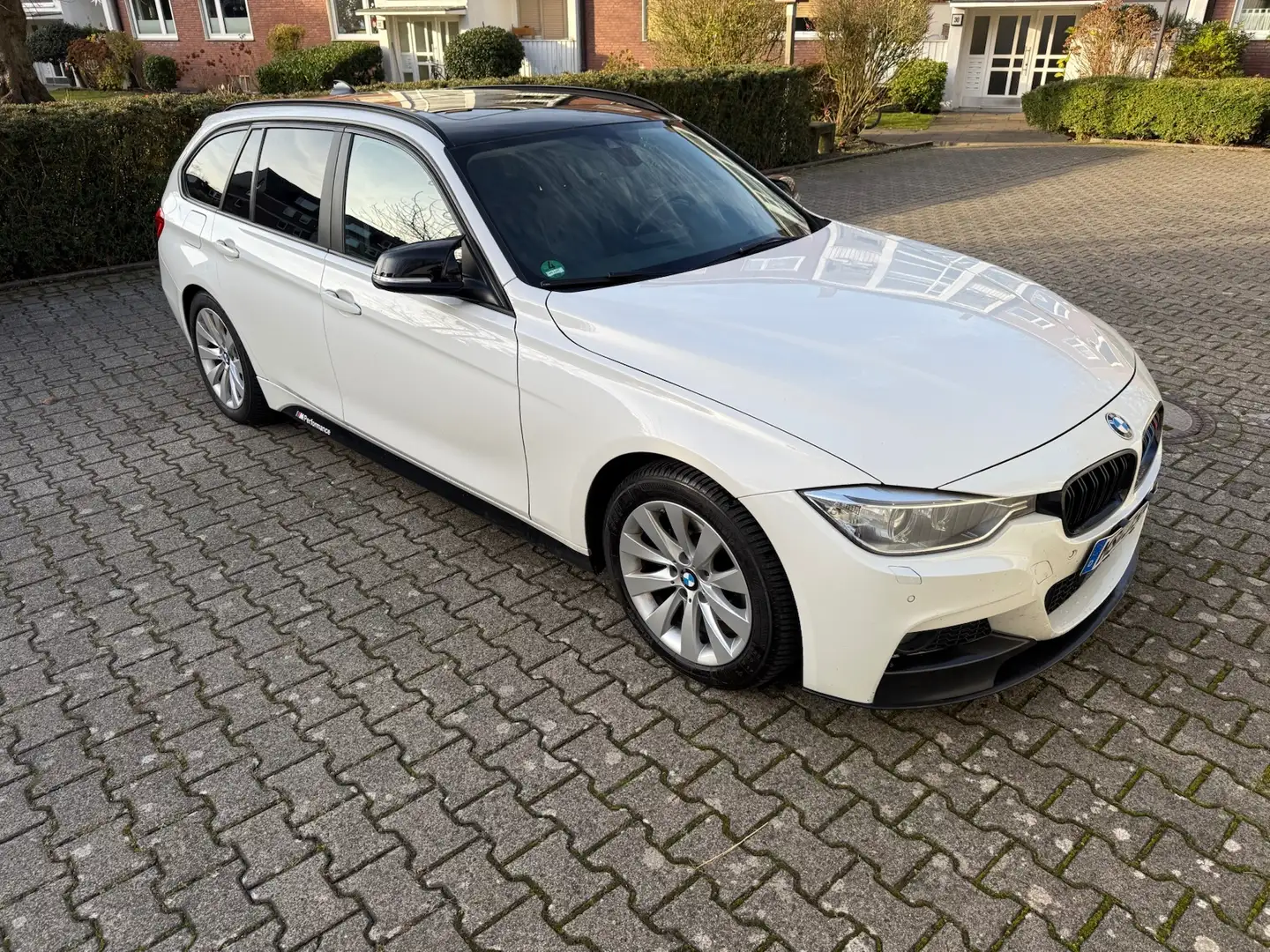 BMW 330 d *HUD *LEDER *ABSTANDSTEMPOMAT Alb - 2