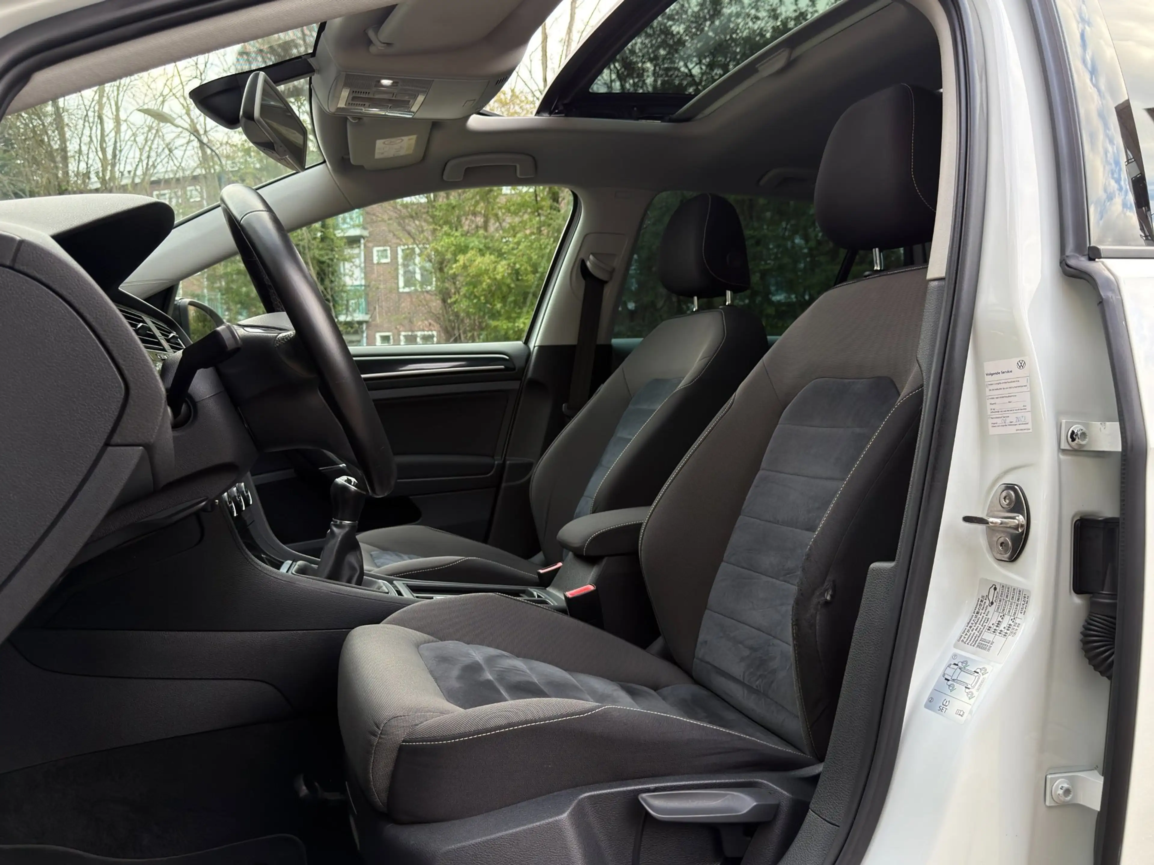 Volkswagen Golf 1.4 TSI Highline | Panoramadak | Airco | Navi | Ma — photo 17