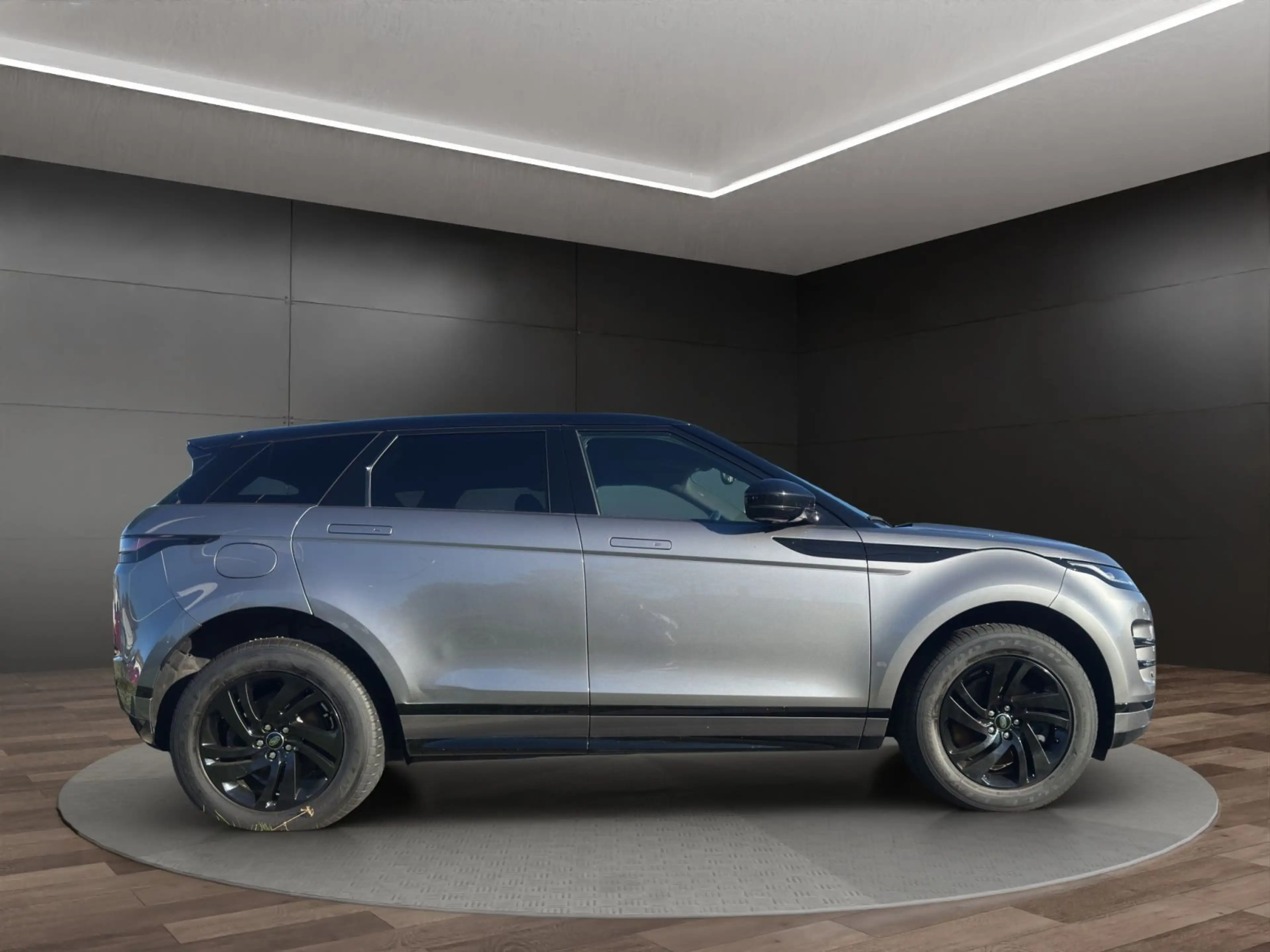 Land Rover Range Rover Evoque Evoque 1.5 Plug-In Hybrid P300e R-Dynamic SE — photo 3