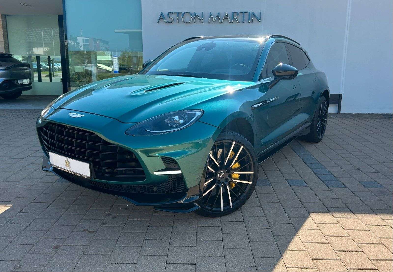 Second hand Aston Martin Dbx 4.0