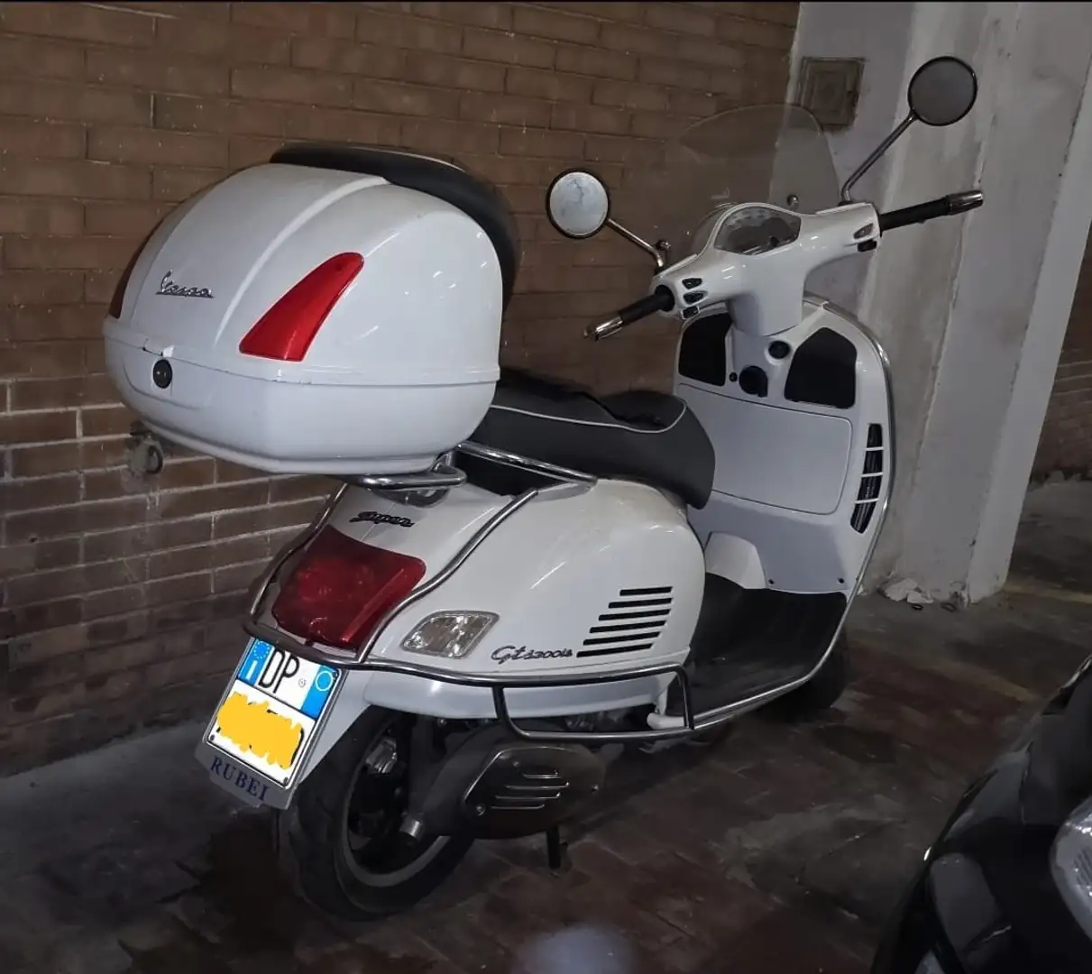 Vespa GTS Super 300 super sport vers 01-10 Fehér - 2