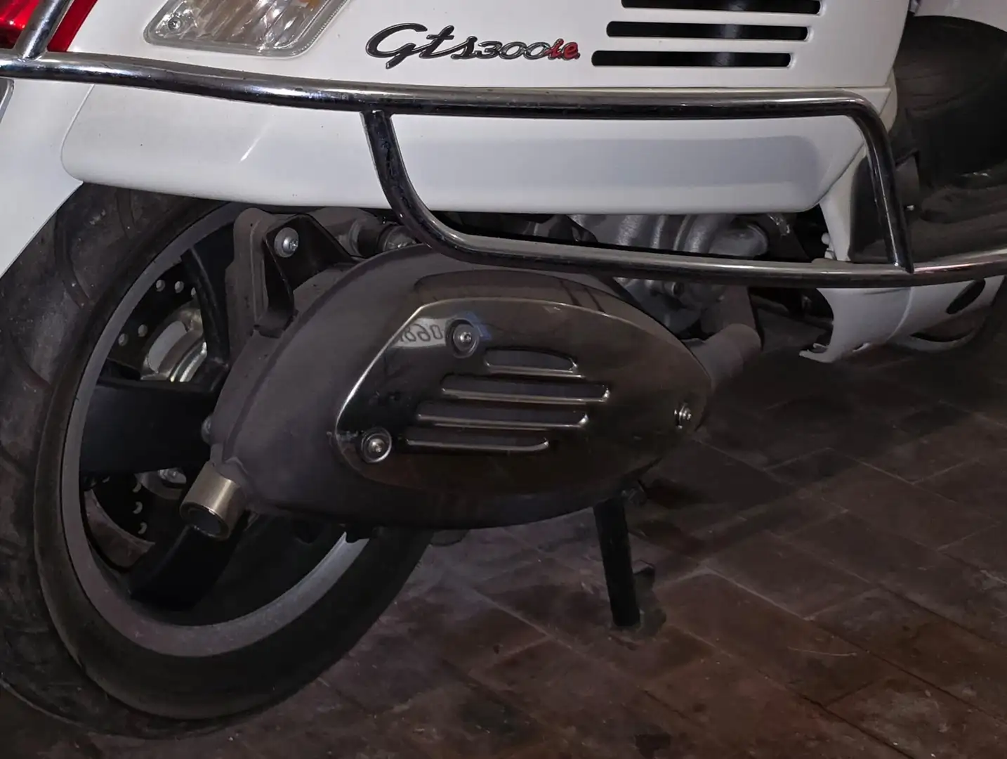 Vespa GTS Super 300 super sport vers 01-10 Fehér - 1