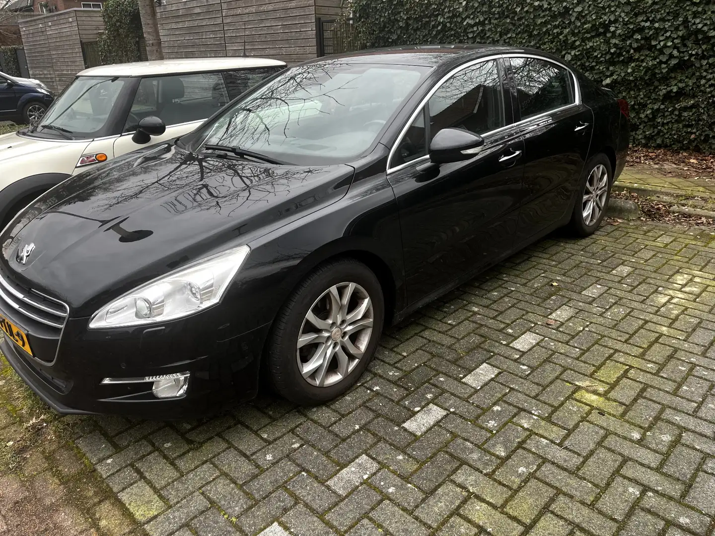 Peugeot 508 155 THP Active Zwart - 1