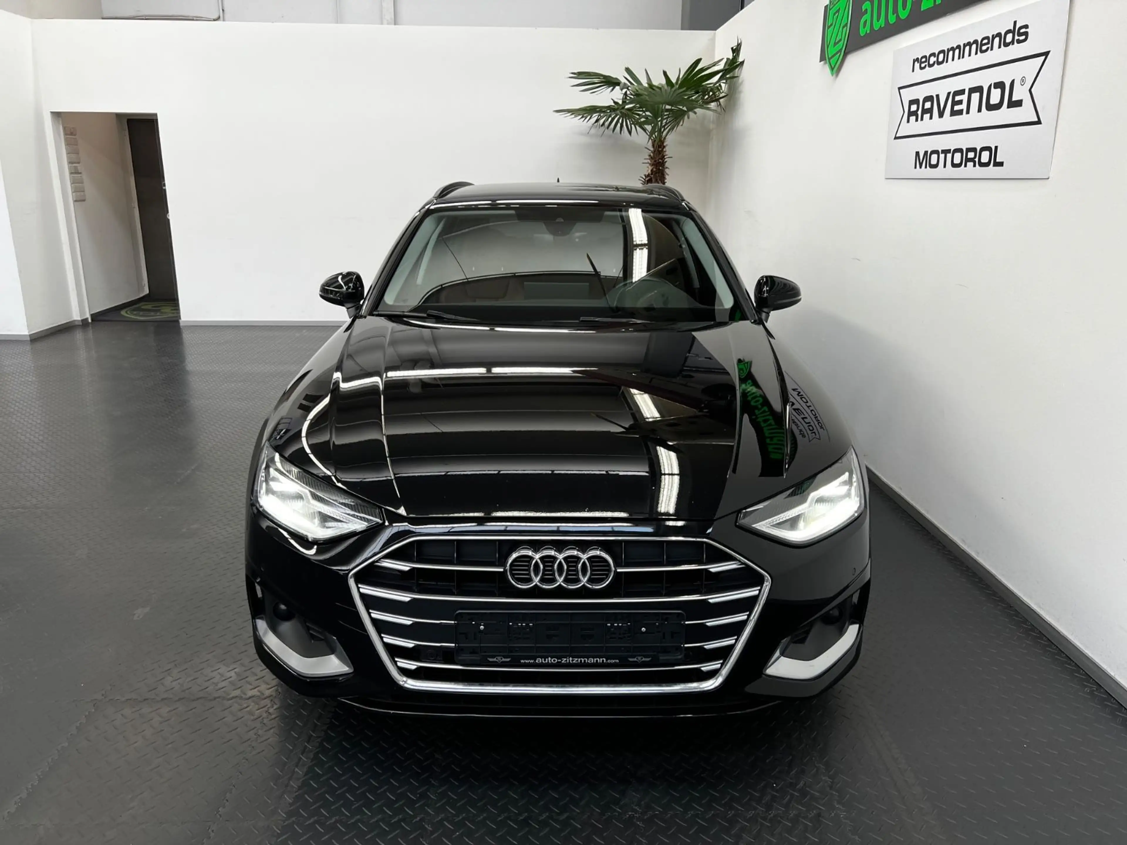 Audi A4 Avant 35 TDI *LEDER*ACC*CAM*LED*NAVI*AHK* — photo 5