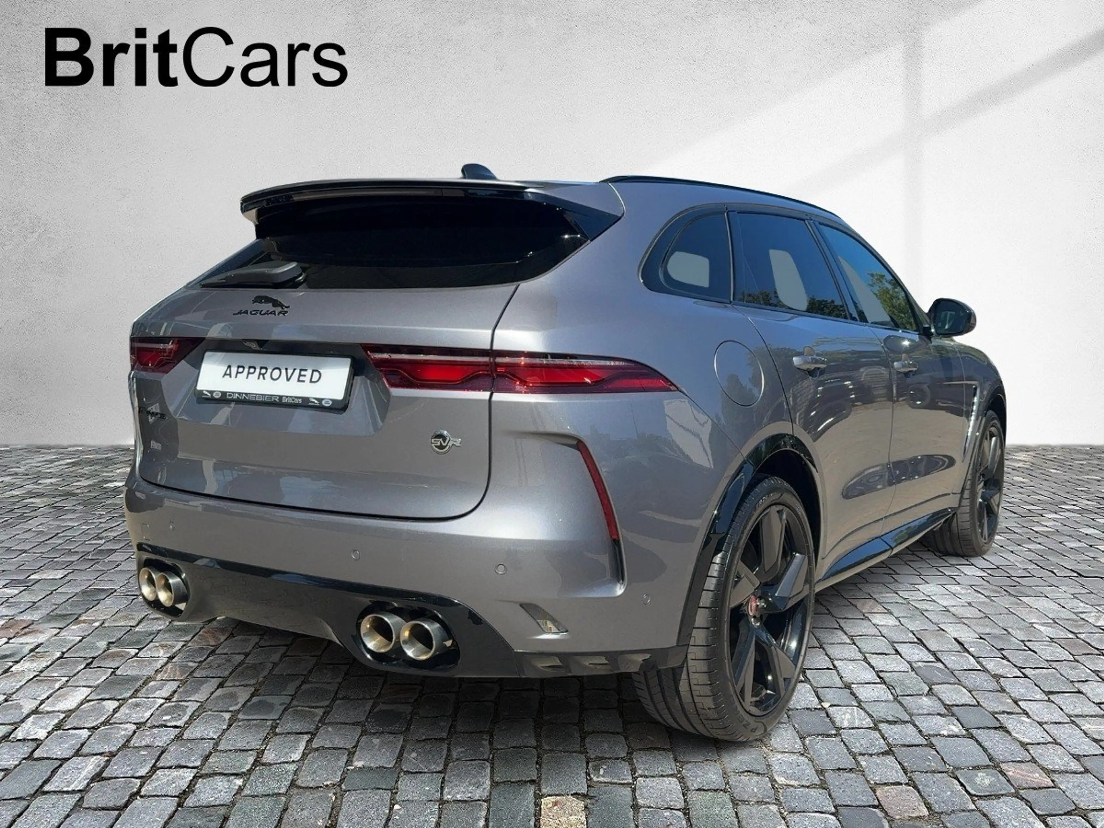 Jaguar F-Pace / P550 SVR 360-CAM ACC CAM LED NAVI PANO — photo 5