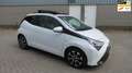 Toyota Aygo 1.0 VVT-i x-play Weiß - thumbnail 1