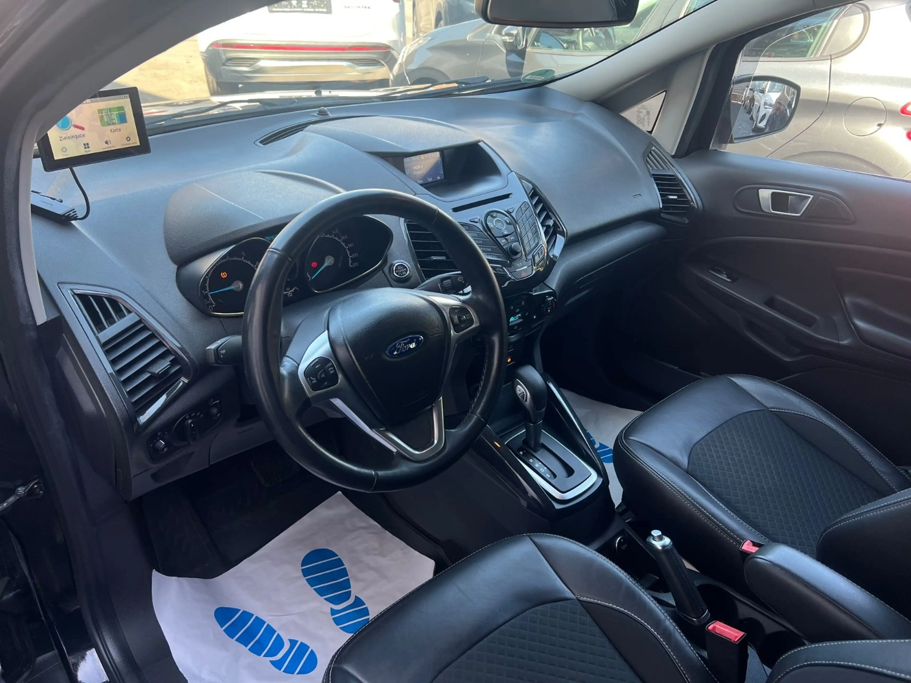 Ford EcoSport Titanium*Automatik*Kamera* — photo 10