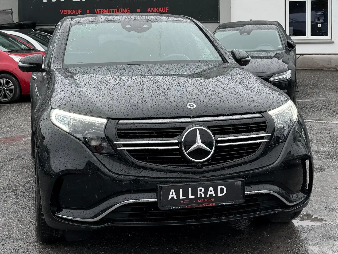 Mercedes-Benz EQC 400 AMG Line4Matic **Werksgarantie 11/26 Schwarz - 1