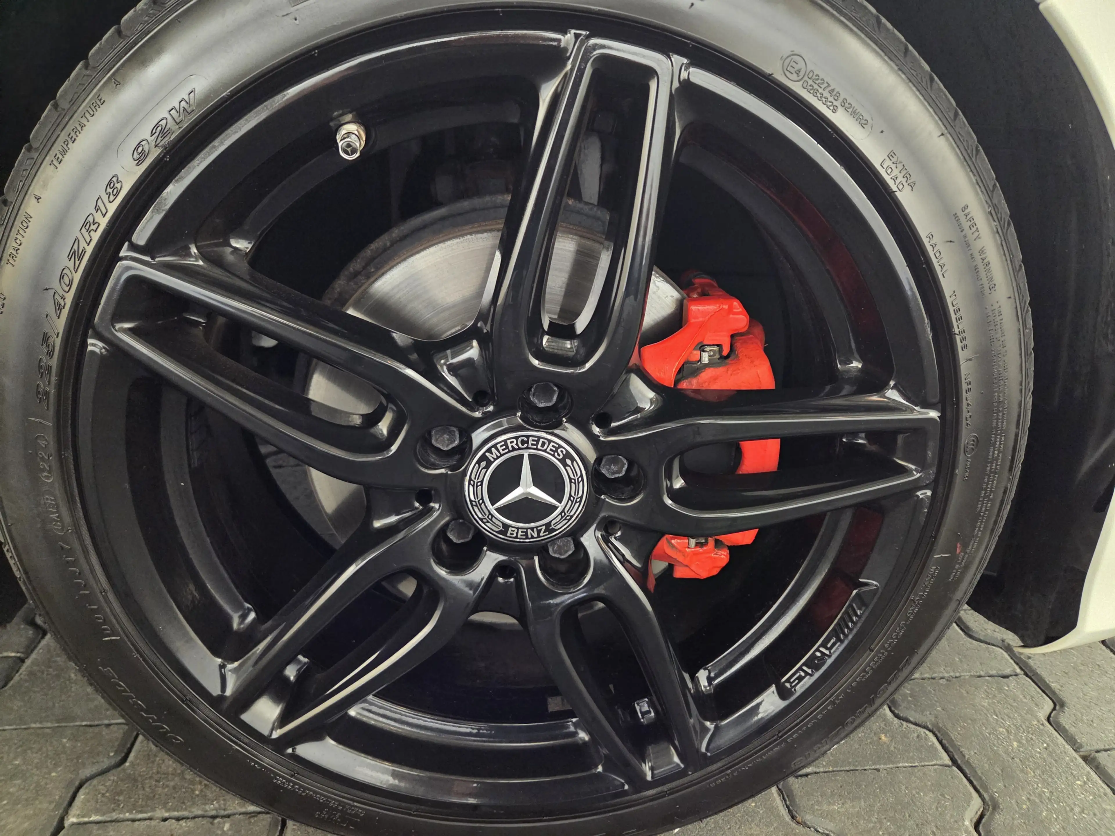 Mercedes-Benz CLA 200 7G-DCT Urban, Panorama, Kamera — photo 9