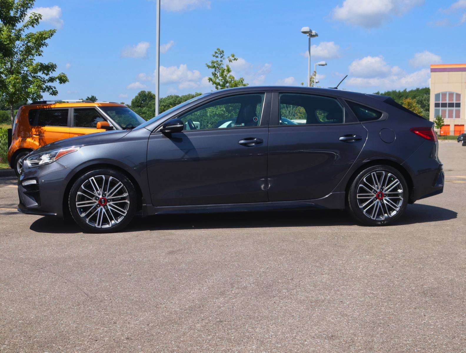 2021 Kia Forte GT | SUNROOF | HEATED STEERING WHEEL — снимка 1